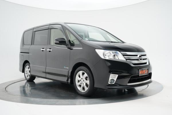 Nissan Serena 2.0 S-HYBRID