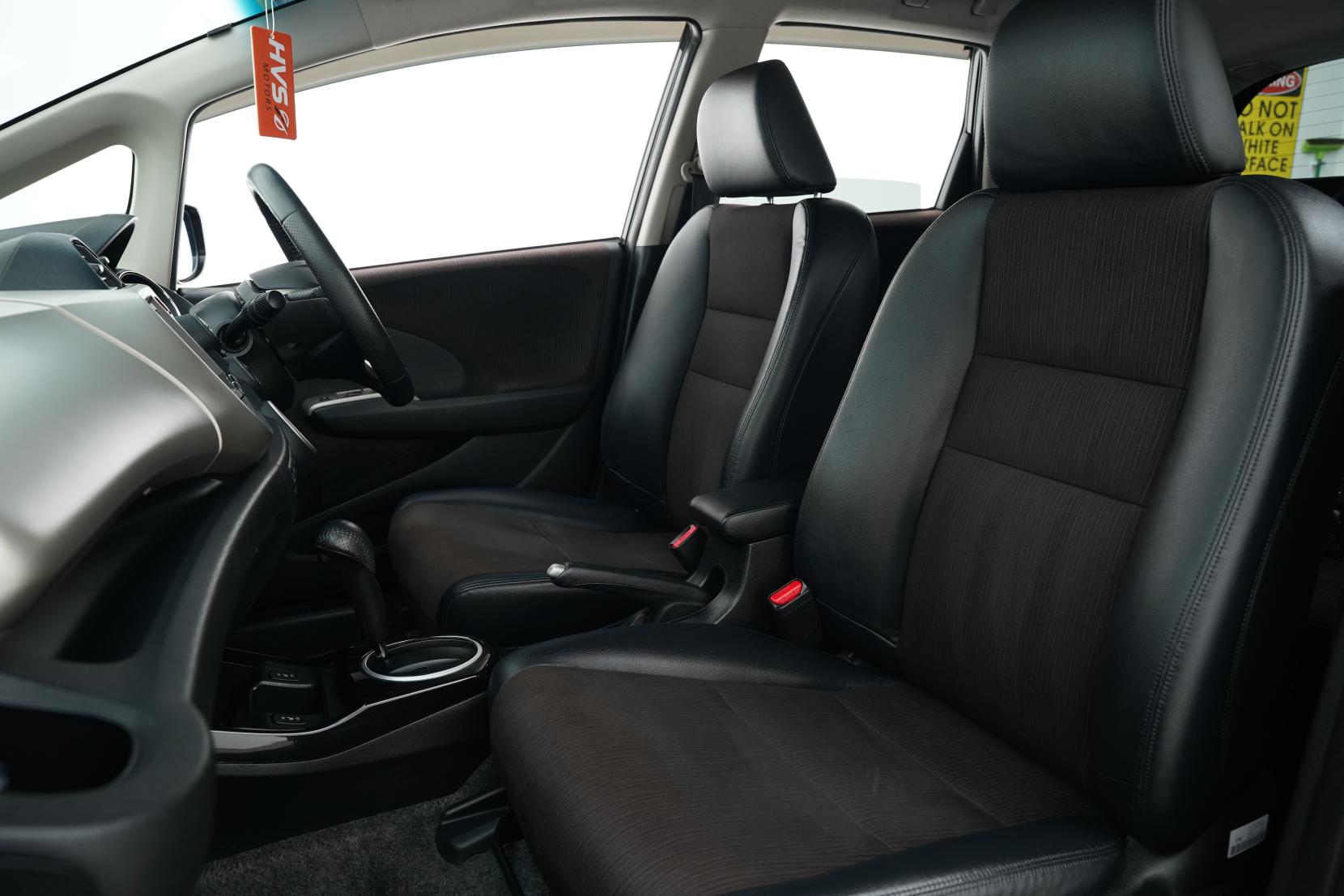 Honda Fit 1.3 ARIA Hybrid Smart Selection Fine Style
