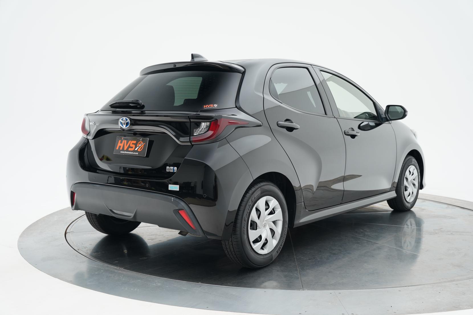 Toyota Yaris Hybrid X