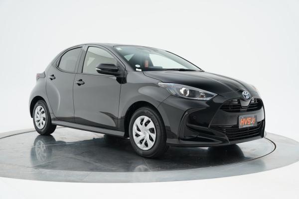 Toyota Yaris Hybrid X