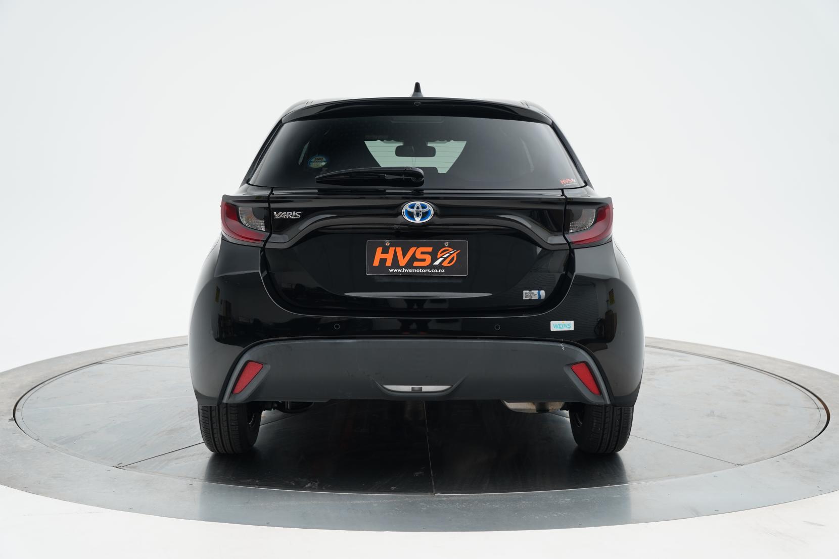 Toyota Yaris Hybrid X