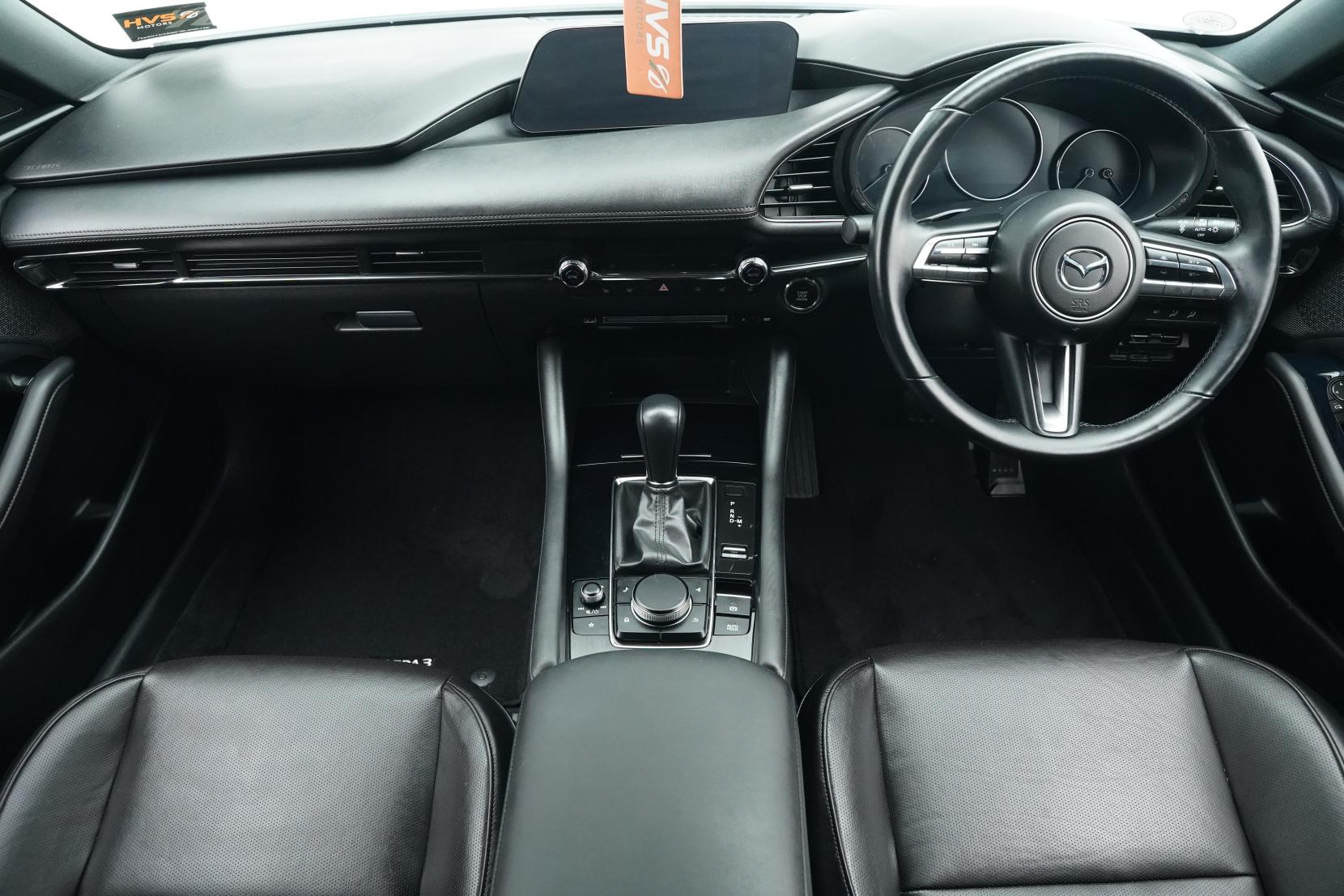 Mazda 3 2.0 Fastback 20S L