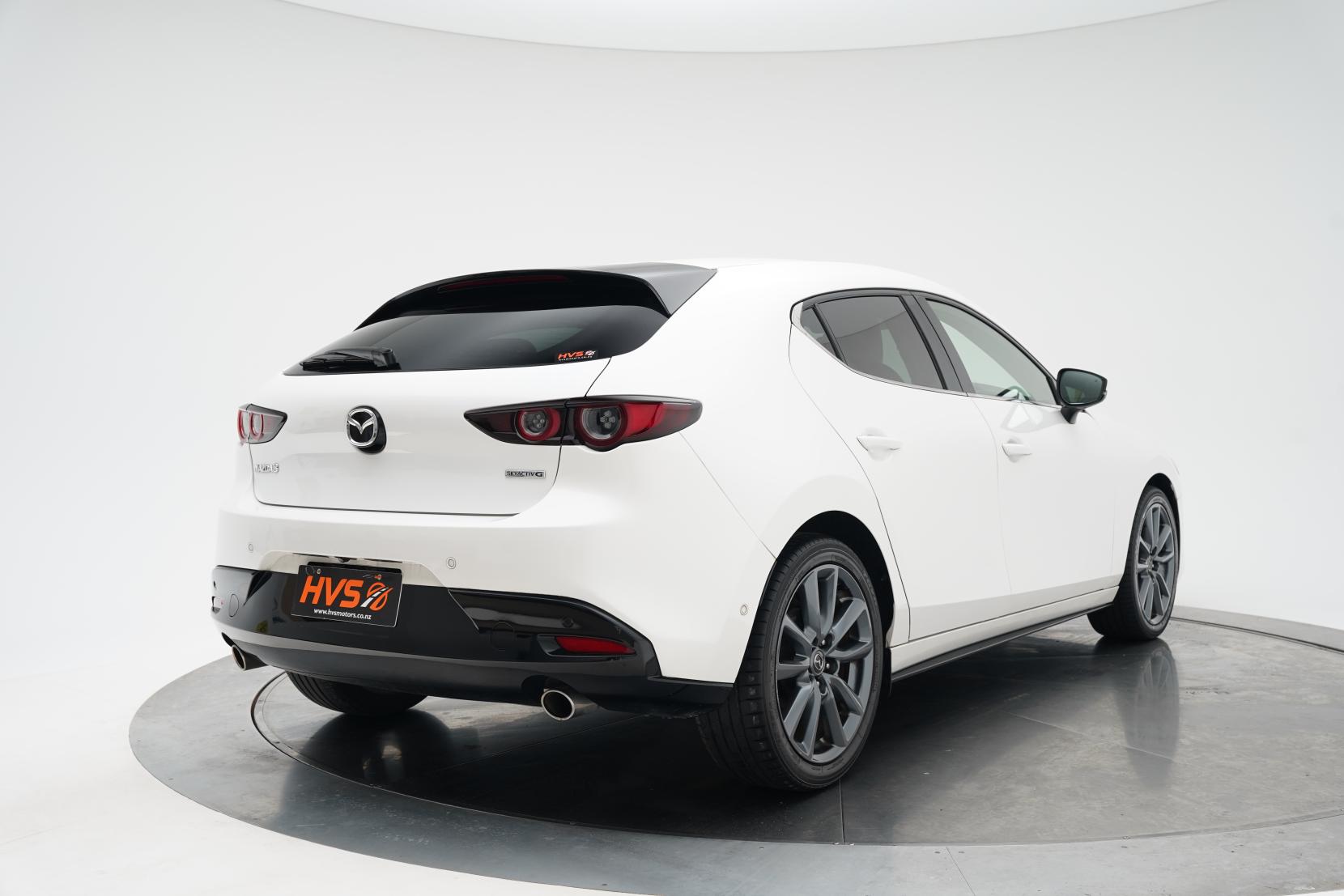 Mazda 3 2.0 Fastback 20S L