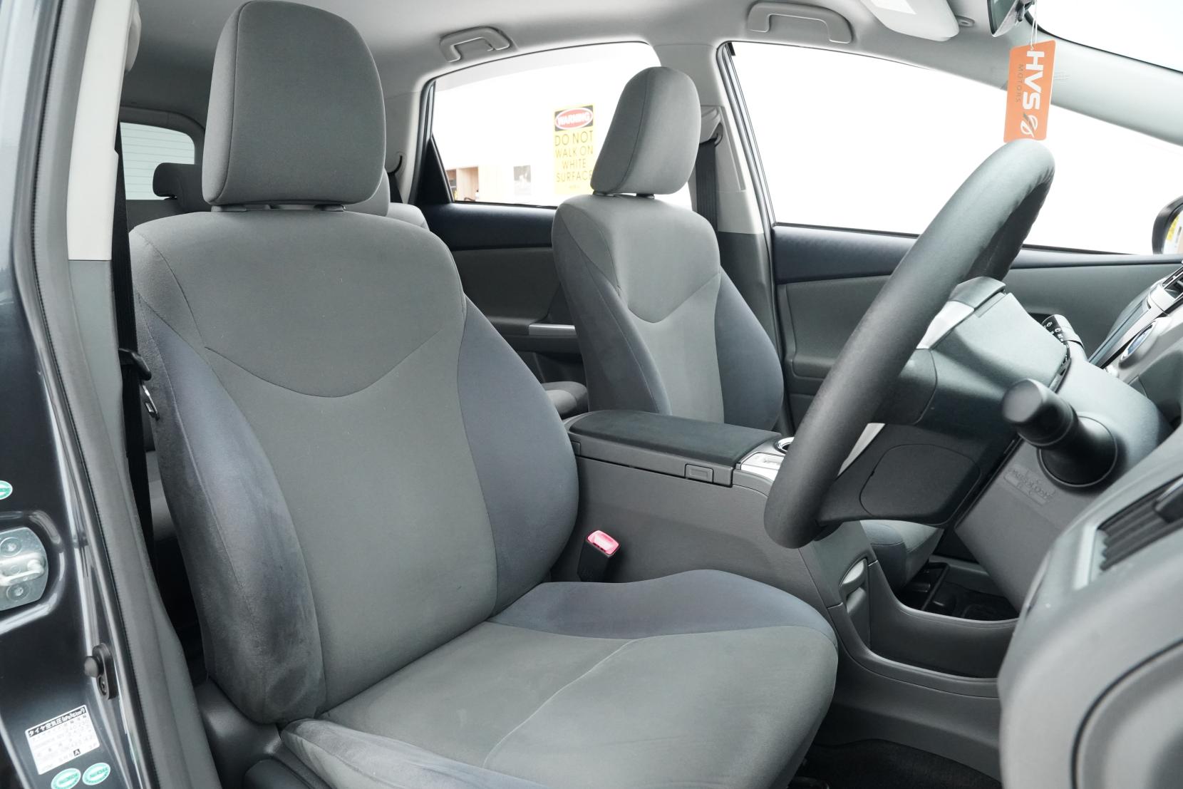 Toyota Prius 1.8 Alpha S 5 Seater