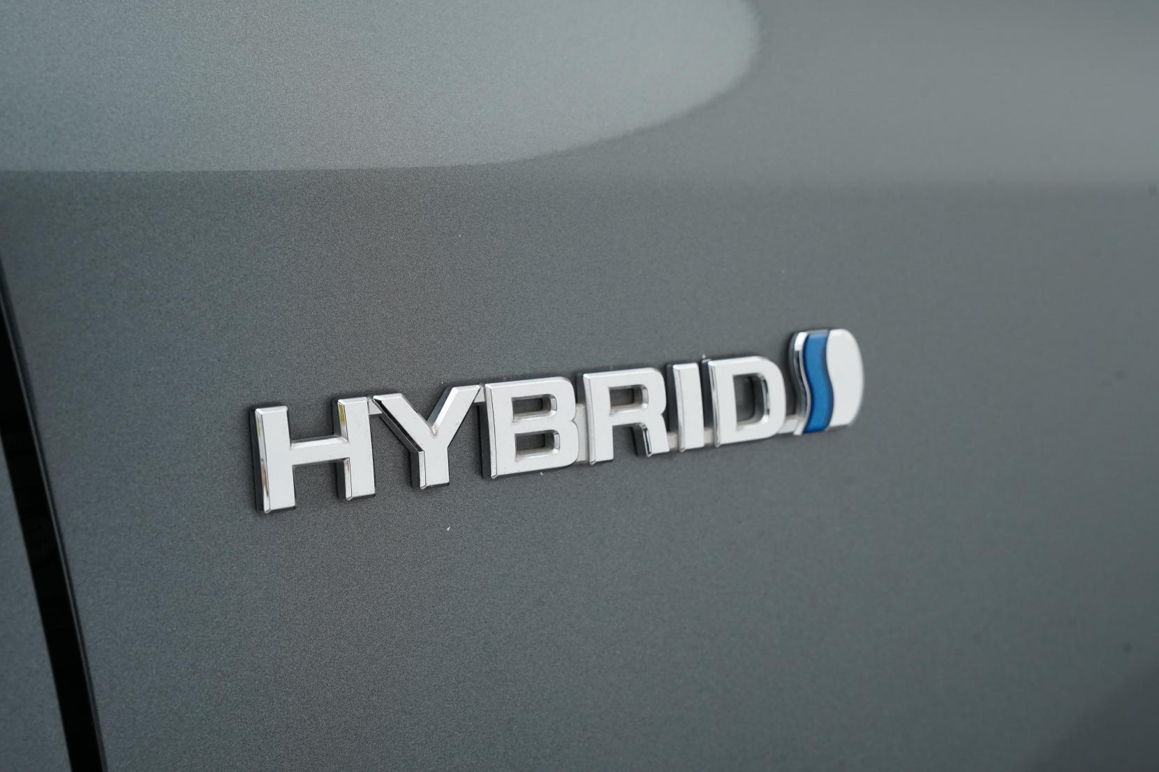 Toyota Prius 1.8 Alpha S 5 Seater