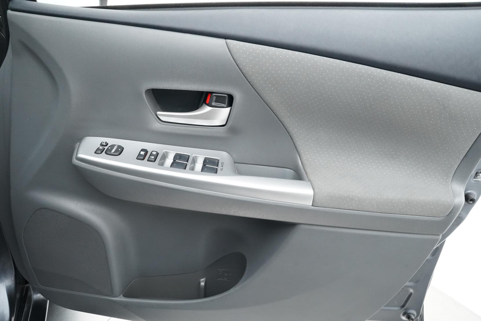 Toyota Prius 1.8 Alpha S 5 Seater