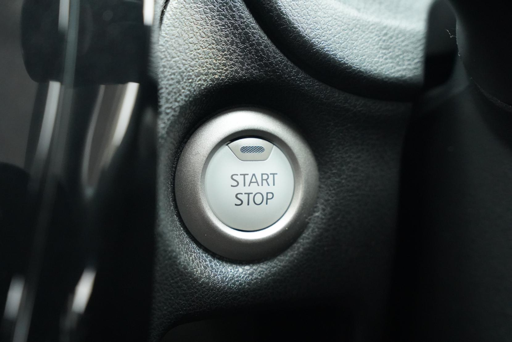 Nissan Note (2004–present) E-POWER