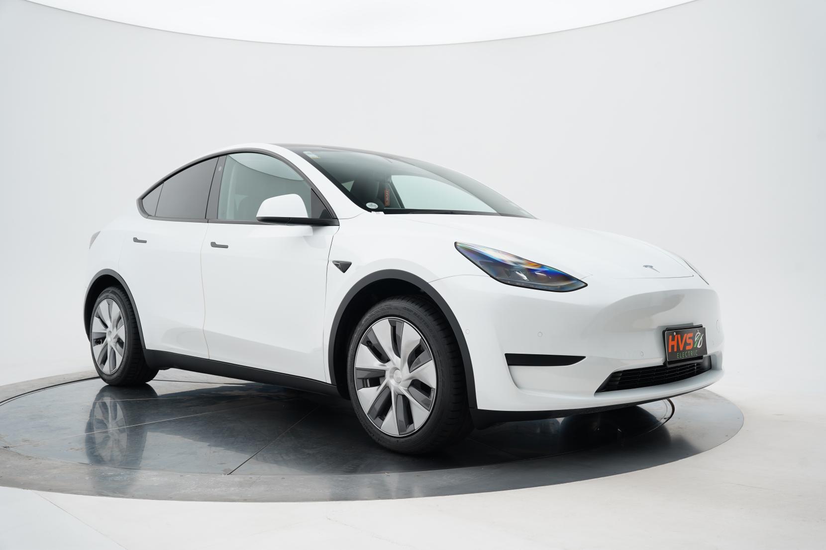 Tesla Model Y REAR WHEEL DRIVE 60K