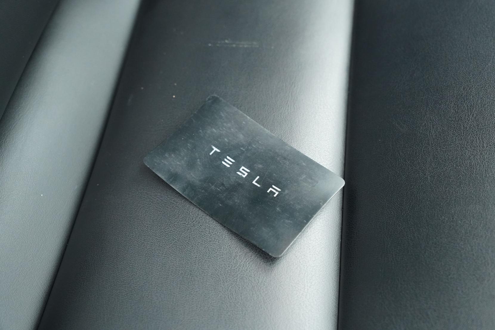 Tesla Model Y REAR WHEEL DRIVE 60K