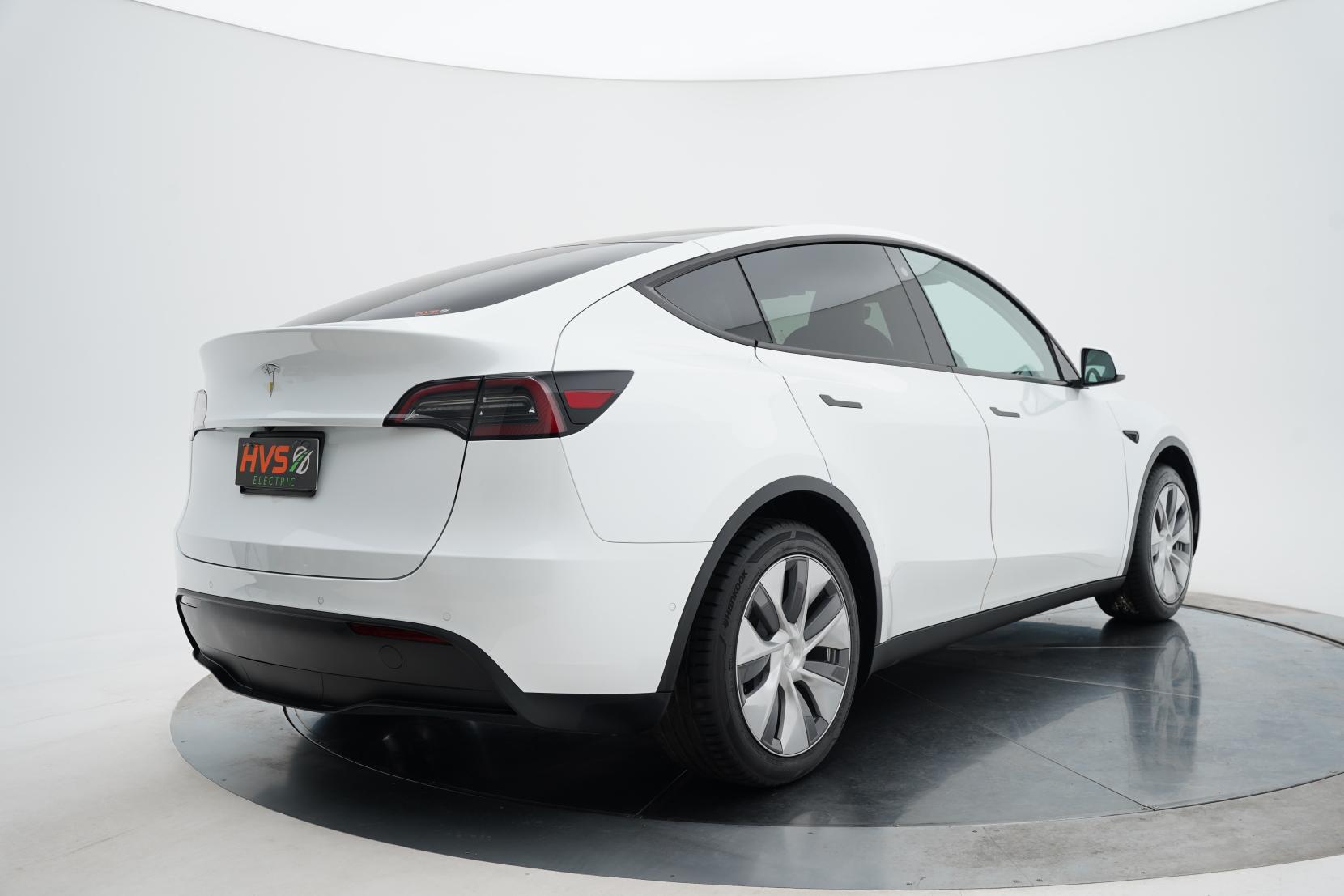 Tesla Model Y REAR WHEEL DRIVE 60K