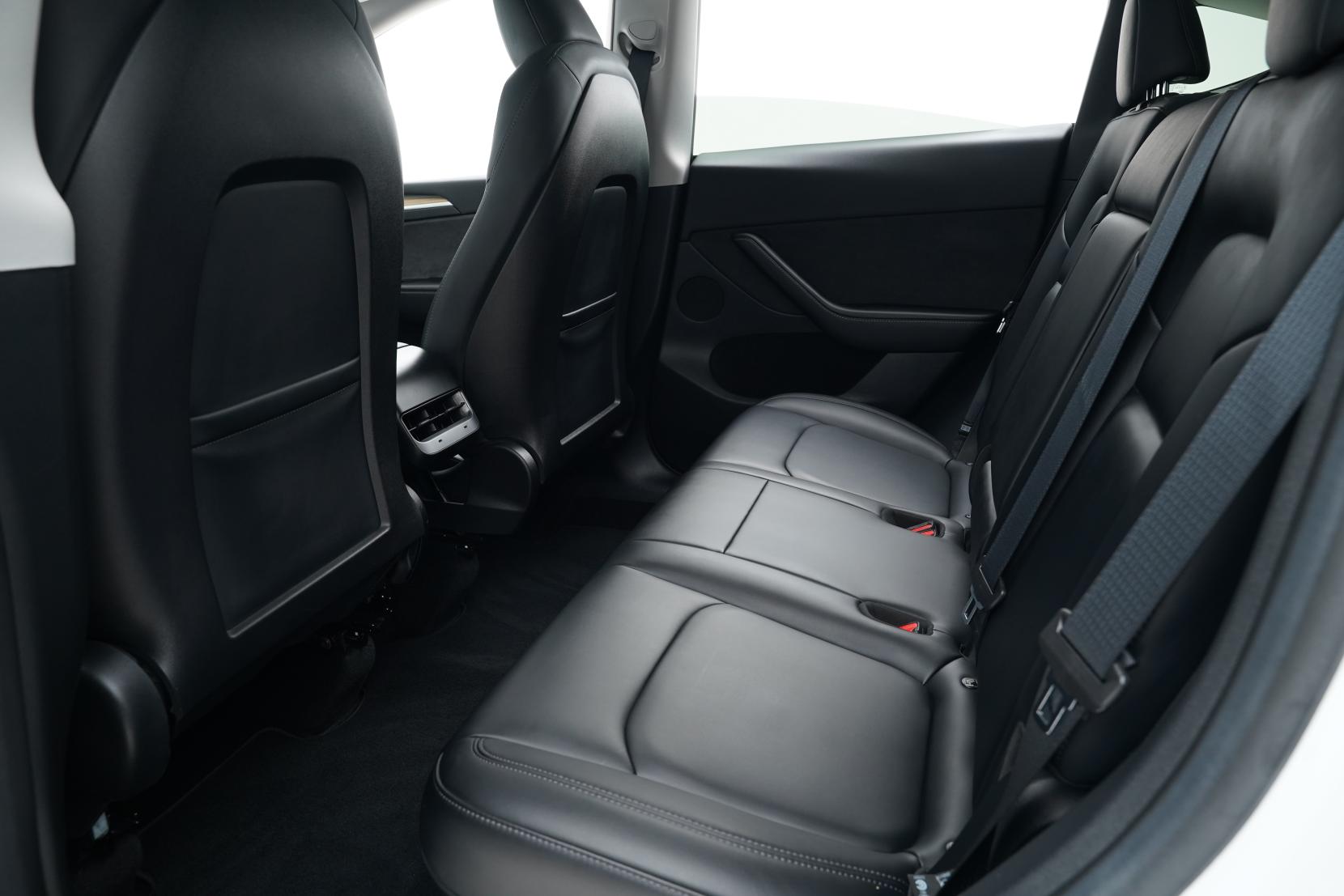 Tesla Model Y REAR WHEEL DRIVE 60K