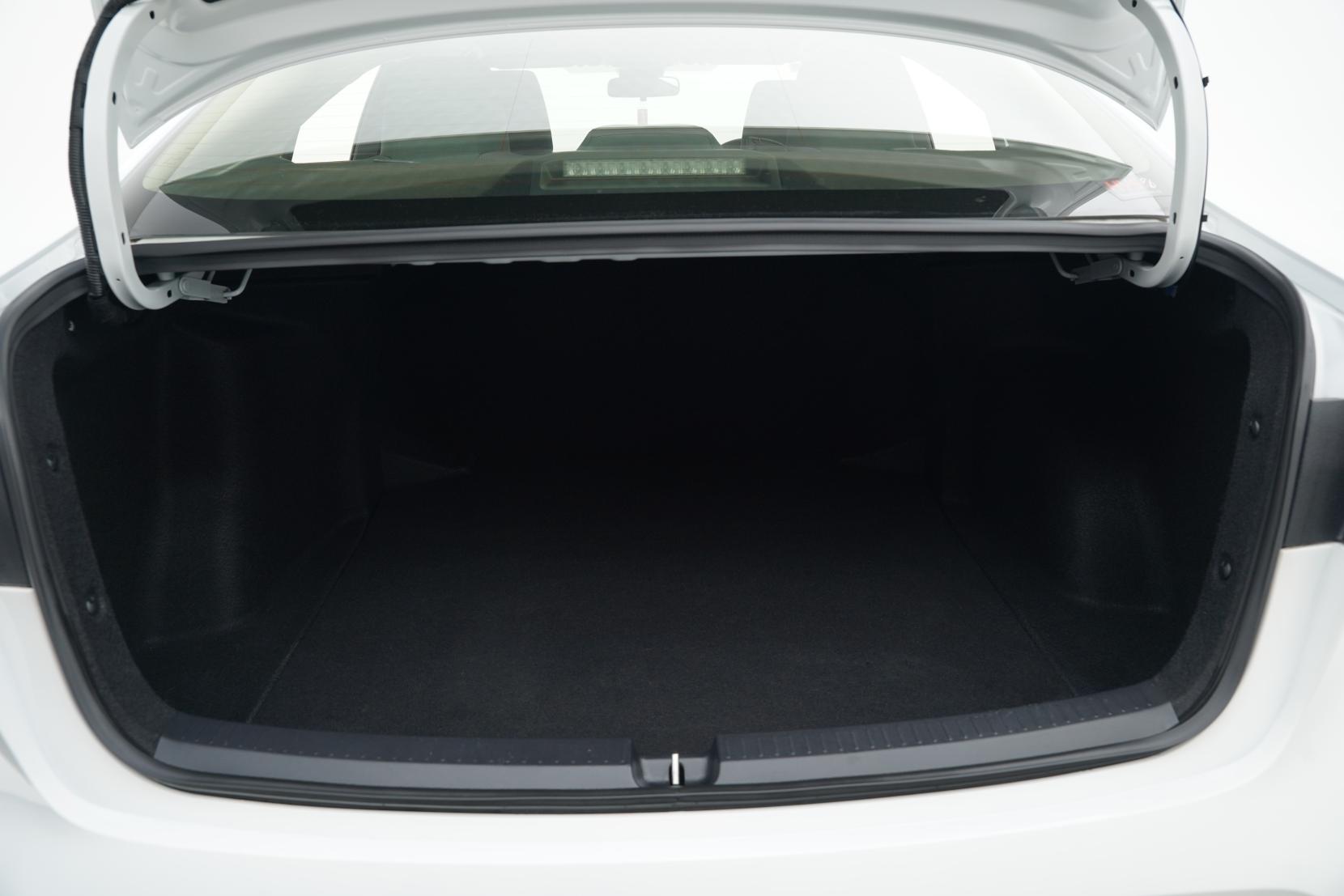 Toyota Corolla 1.8 HYBRID G-X