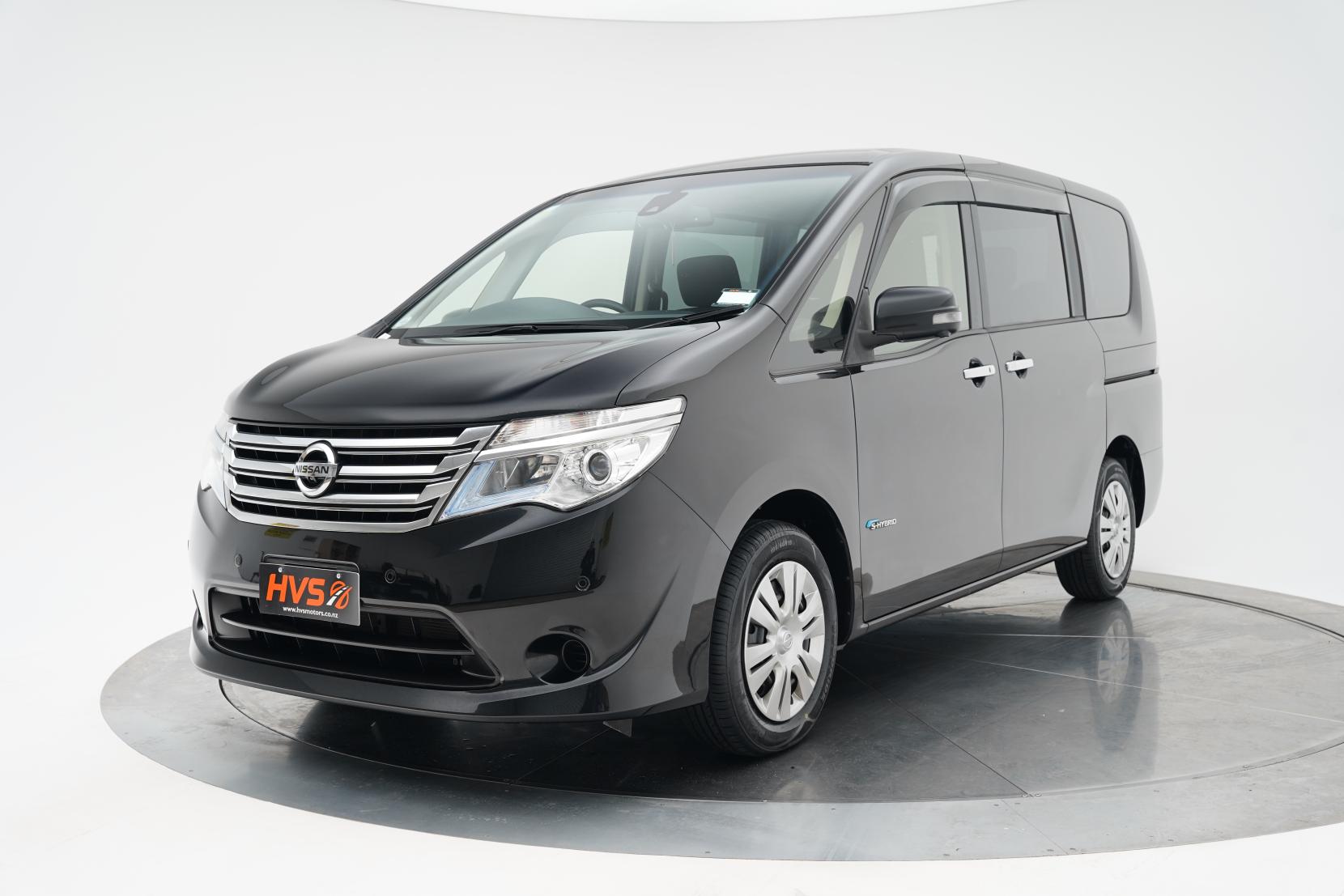 Nissan Serena (1991 – present) Hybrid X V Selection