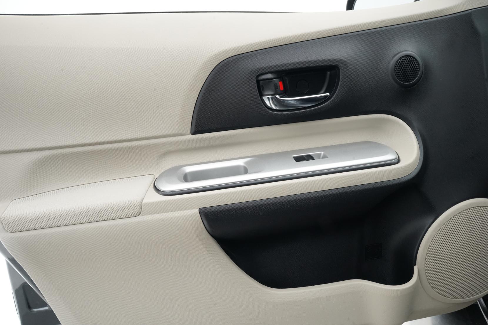 Toyota Aqua 1.5 G PUSH START