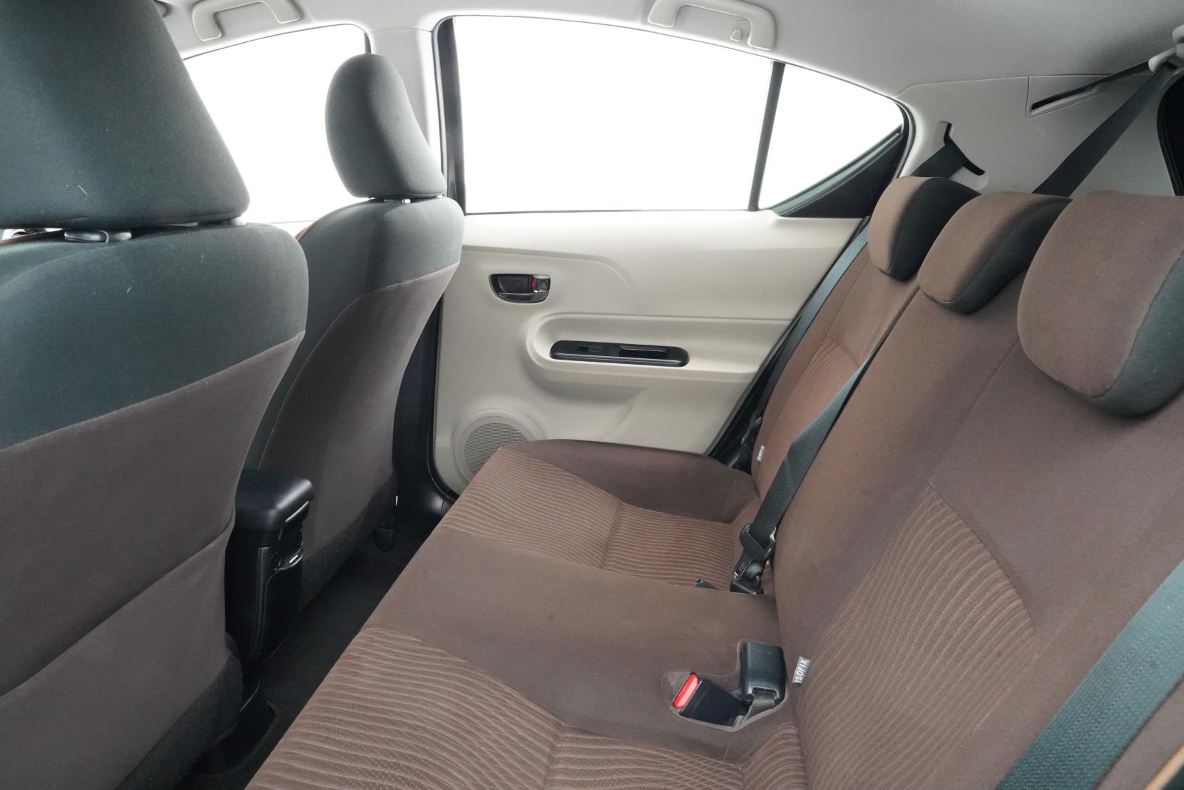 Toyota Aqua 1.5 G PUSH START