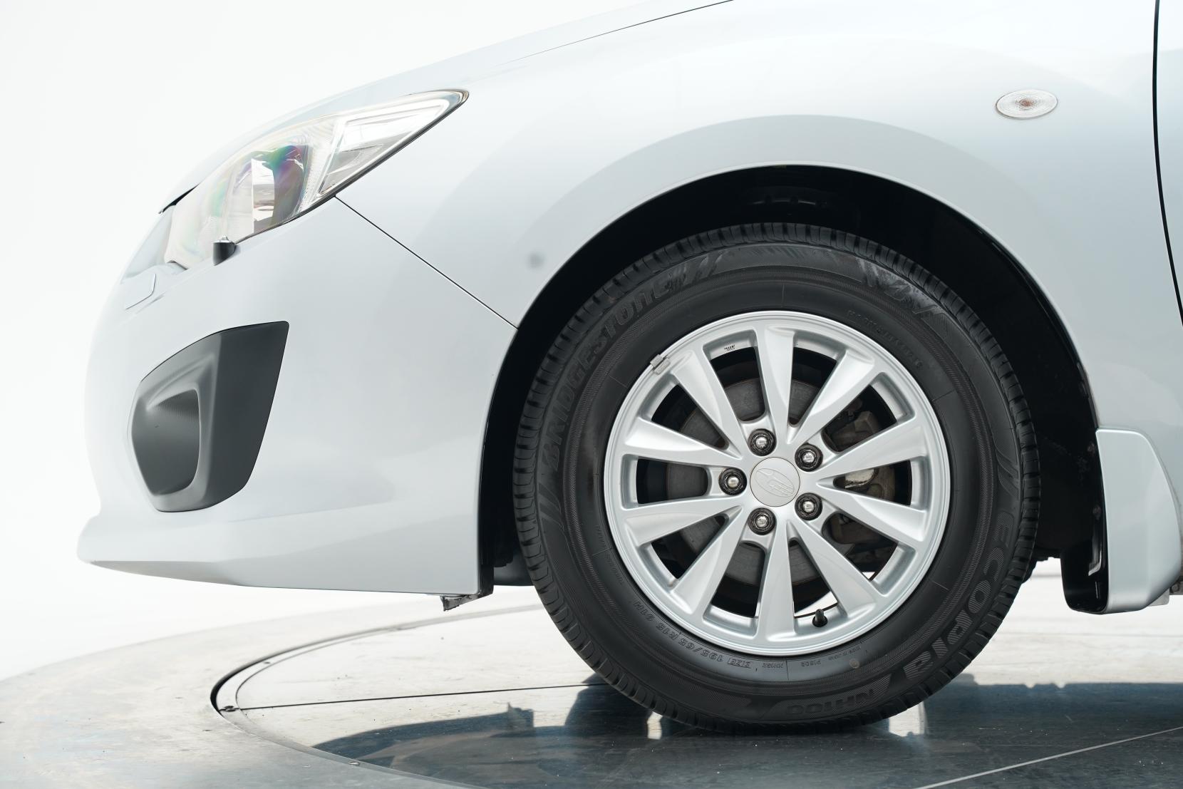 Subaru Impreza 1.6 SPORT 1.6I-L