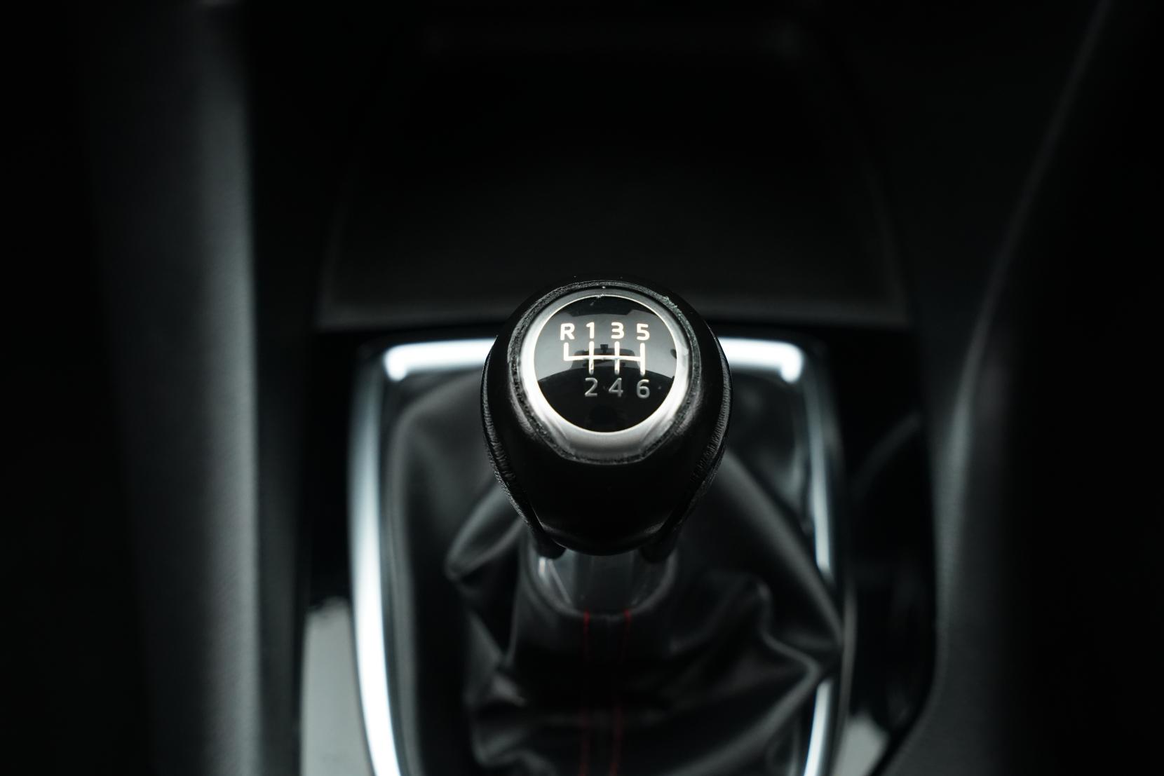 Mazda Axela SPORT 15S