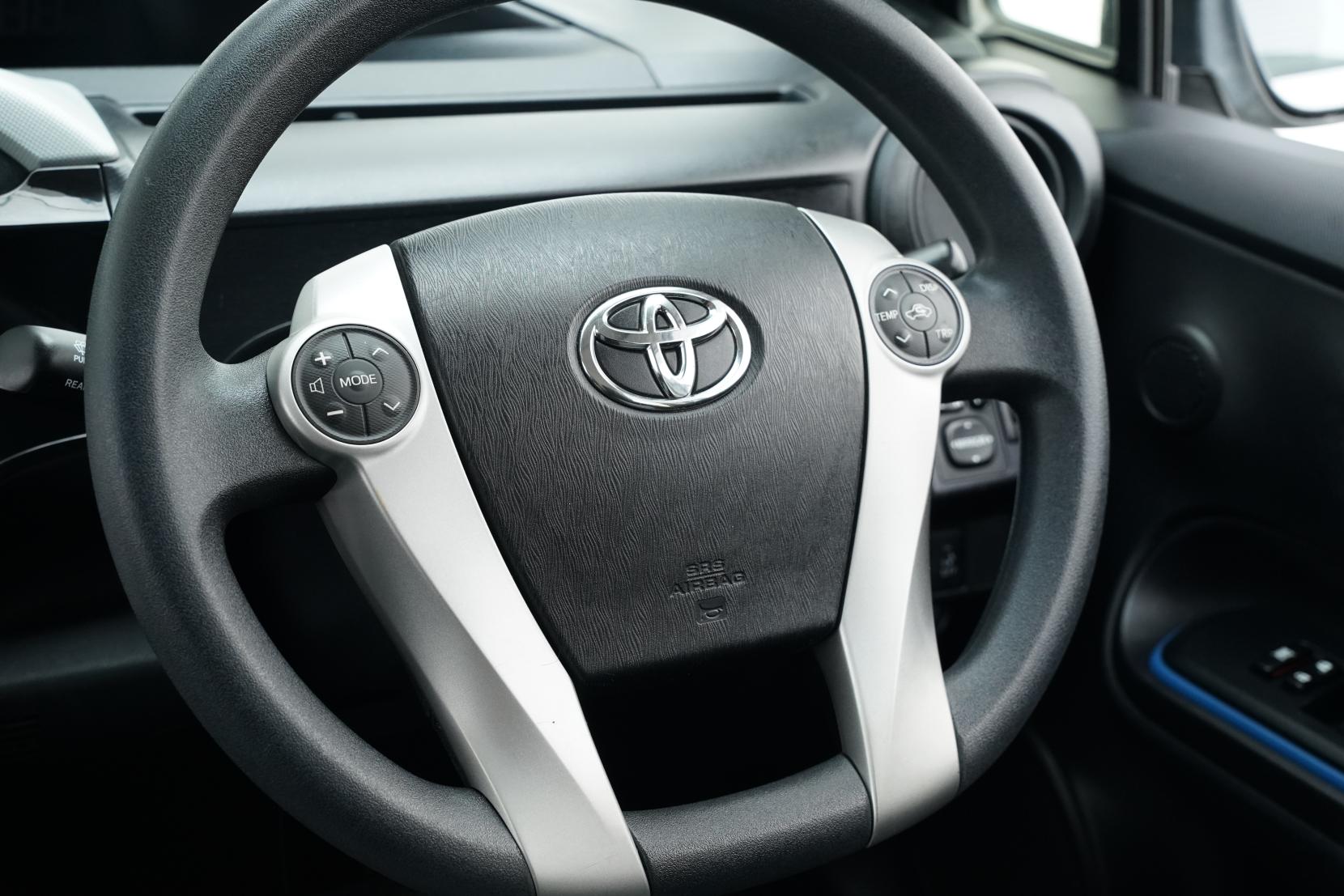 Toyota Aqua 1.5 S Push Start