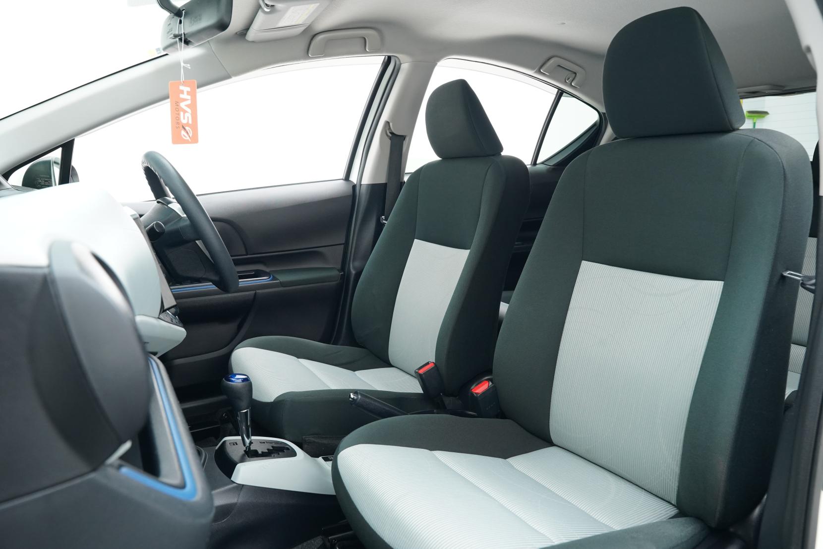 Toyota Aqua 1.5 S Push Start
