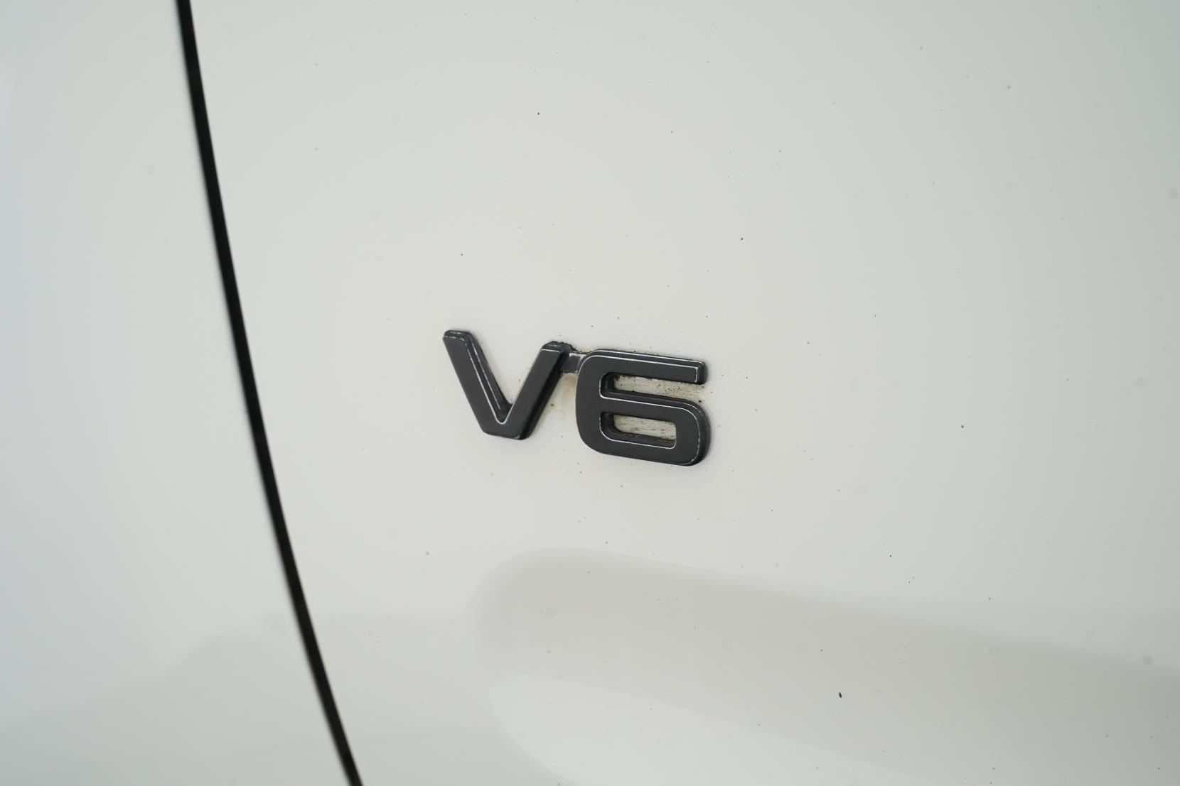 Nissan Navara 3.0 D/C 3.0D 4WD ST-X AT