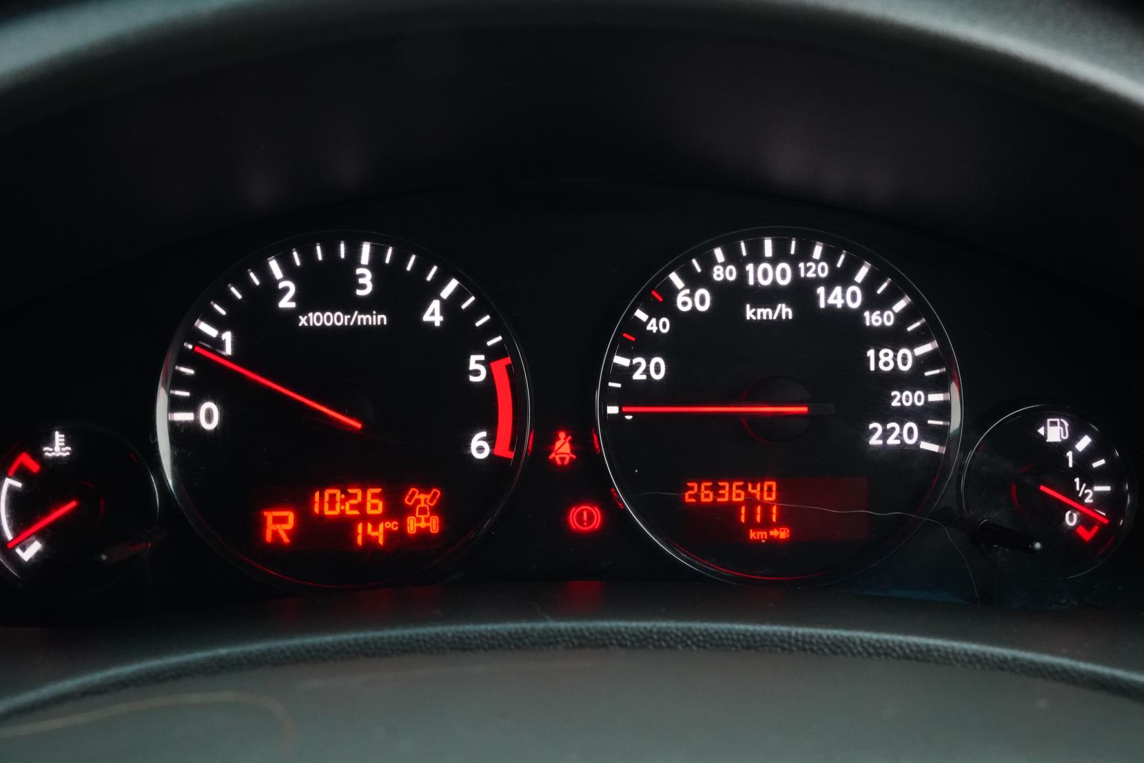 Nissan Navara 3.0 D/C 3.0D 4WD ST-X AT