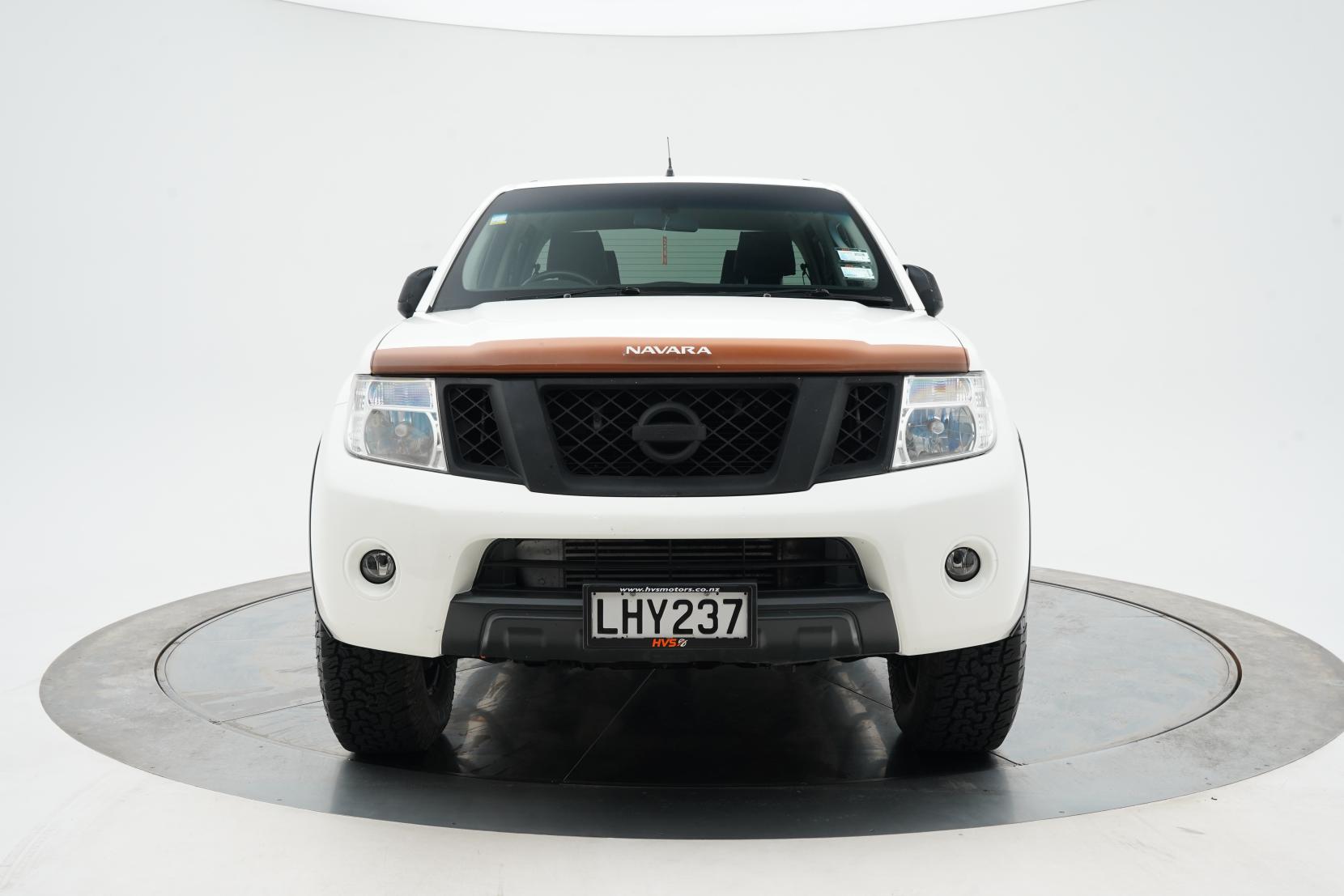 Nissan Navara 3.0 D/C 3.0D 4WD ST-X AT