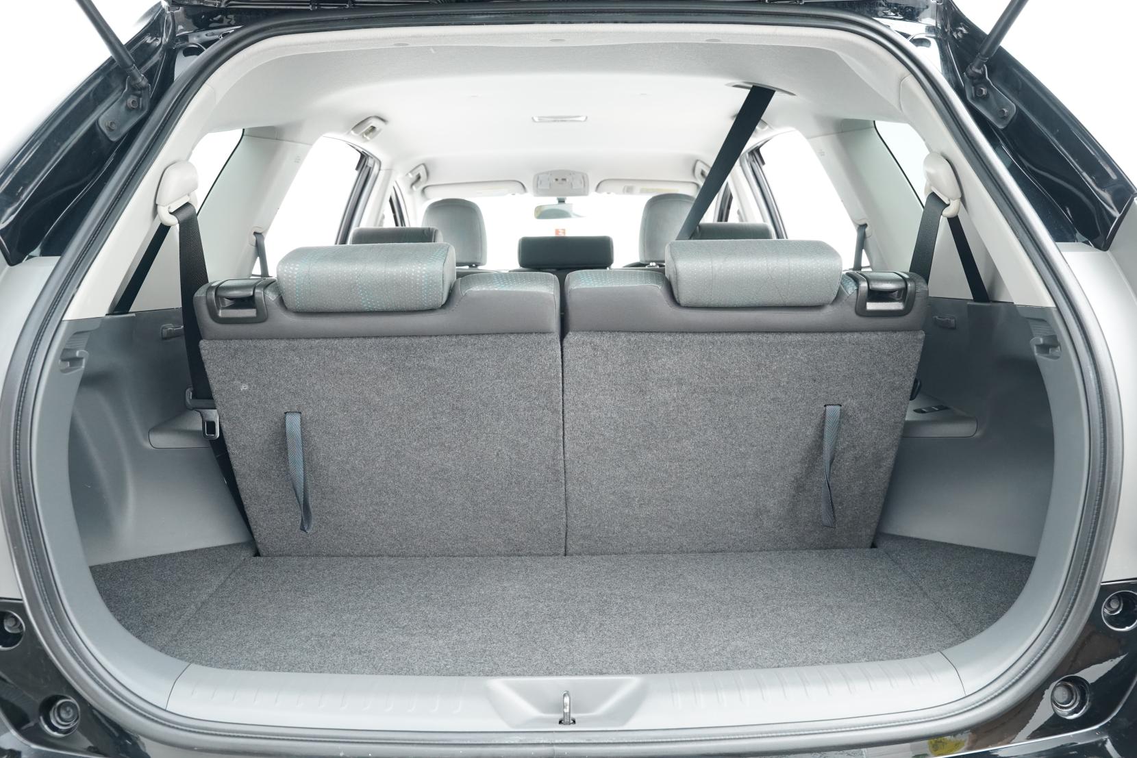 Toyota Prius 1.8 Alpha G 7 Seater