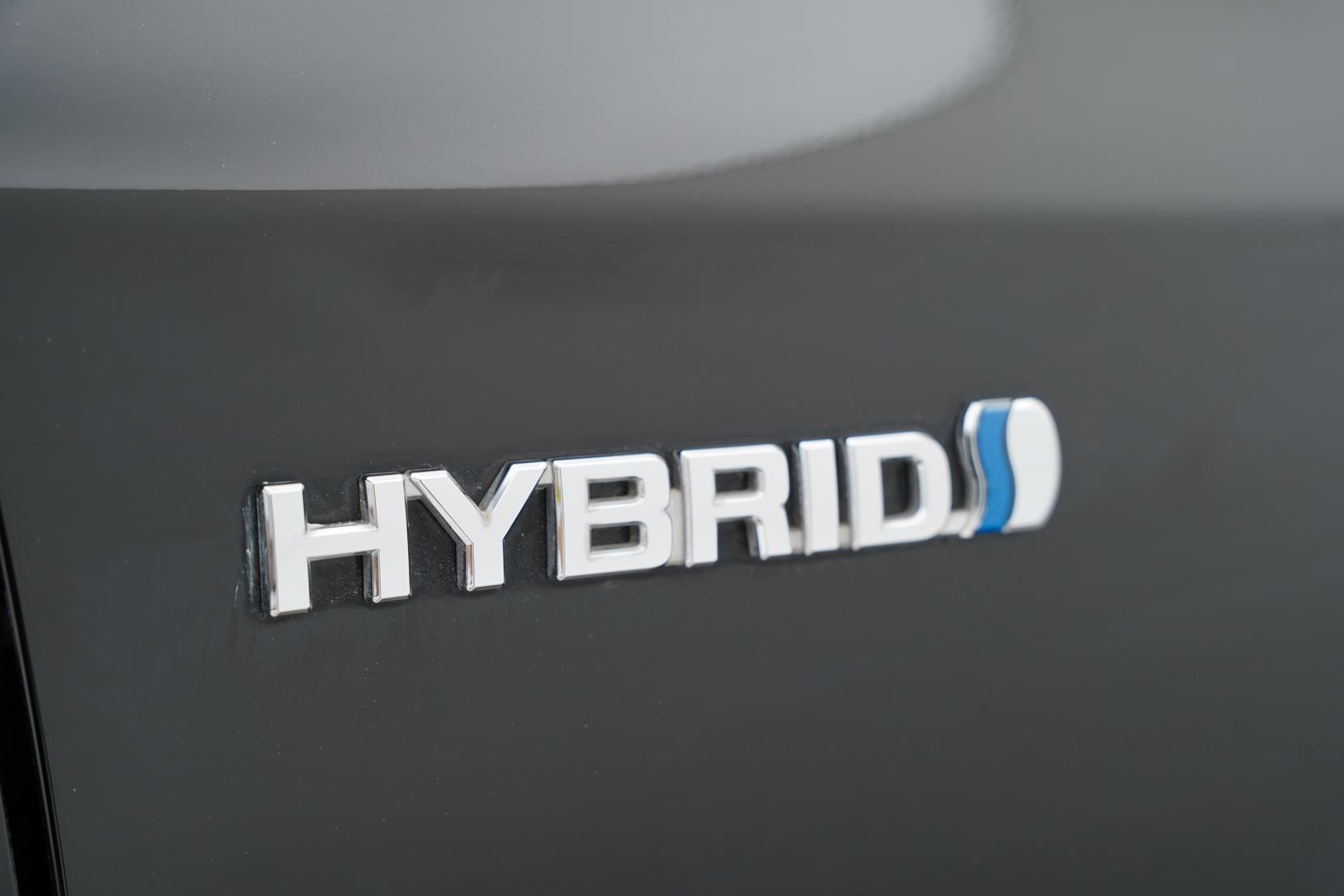 Toyota Prius 1.8 Alpha G 7 Seater