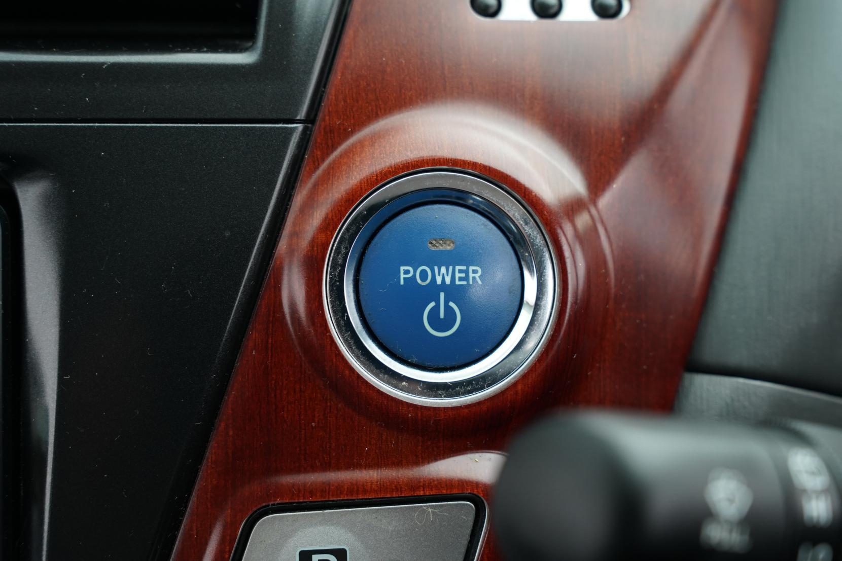 Toyota Prius 1.8 Alpha G 7 Seater