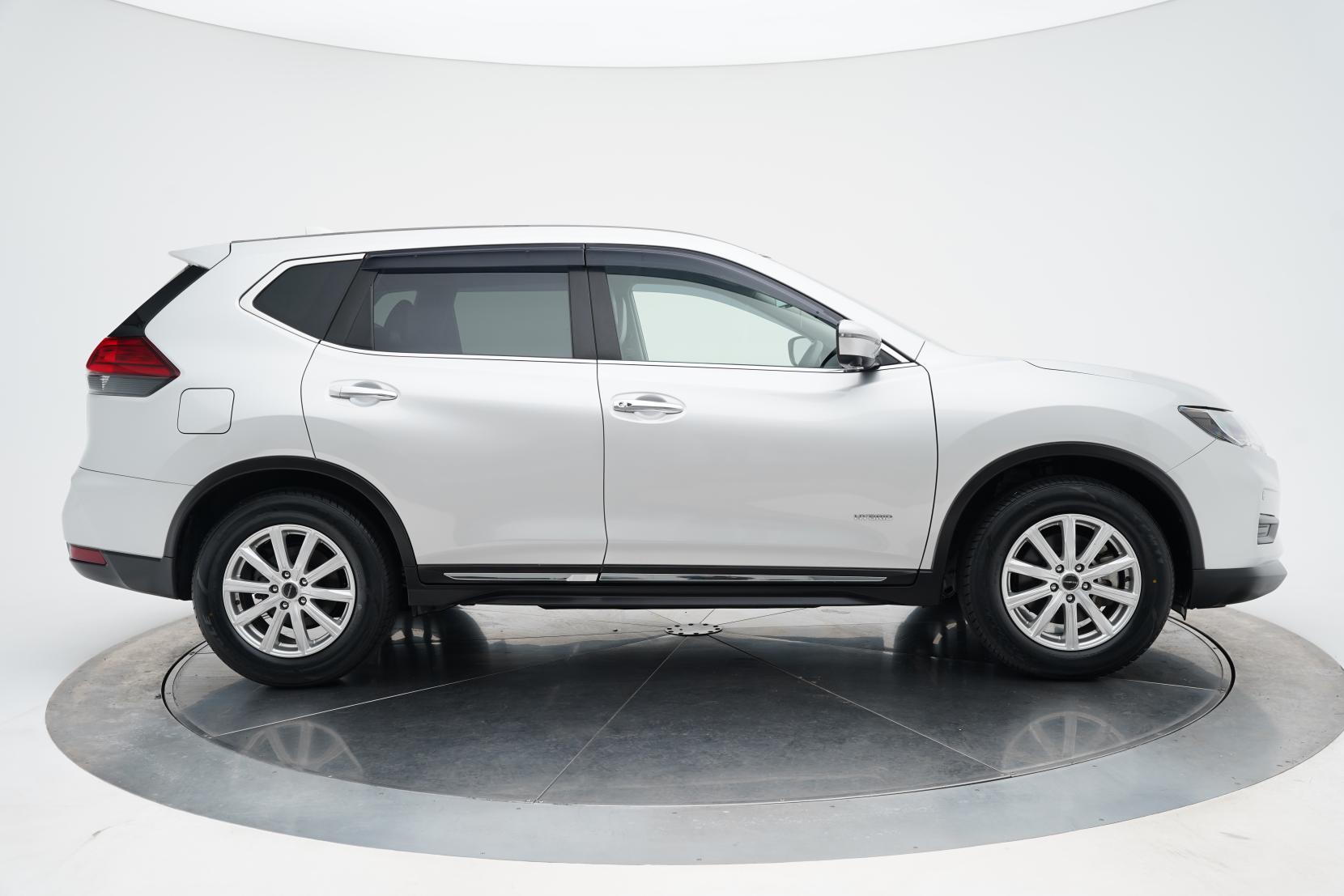 Nissan X-TRAIL 2.0 20S Hybrid 4WD
