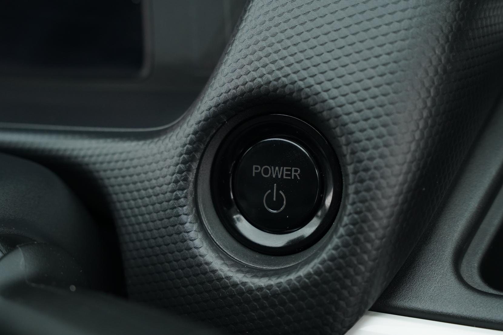 Honda Fit ARIA e:HEV 4wd Hybrid