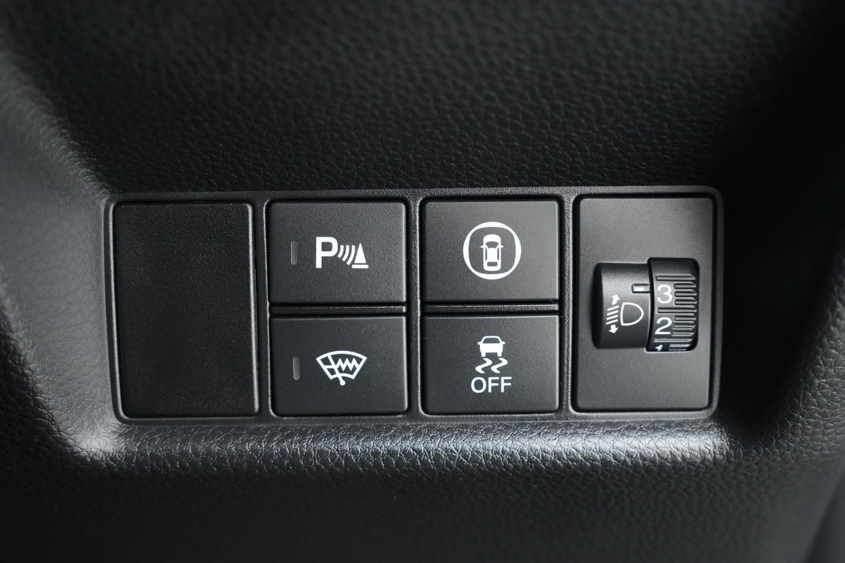 Honda Fit ARIA e:HEV 4wd Hybrid
