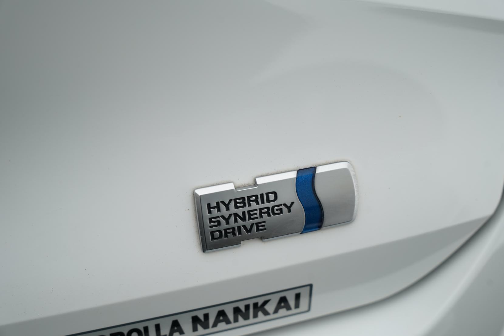 Toyota Corolla 1.8 Touring Wagon Hybrid G-X