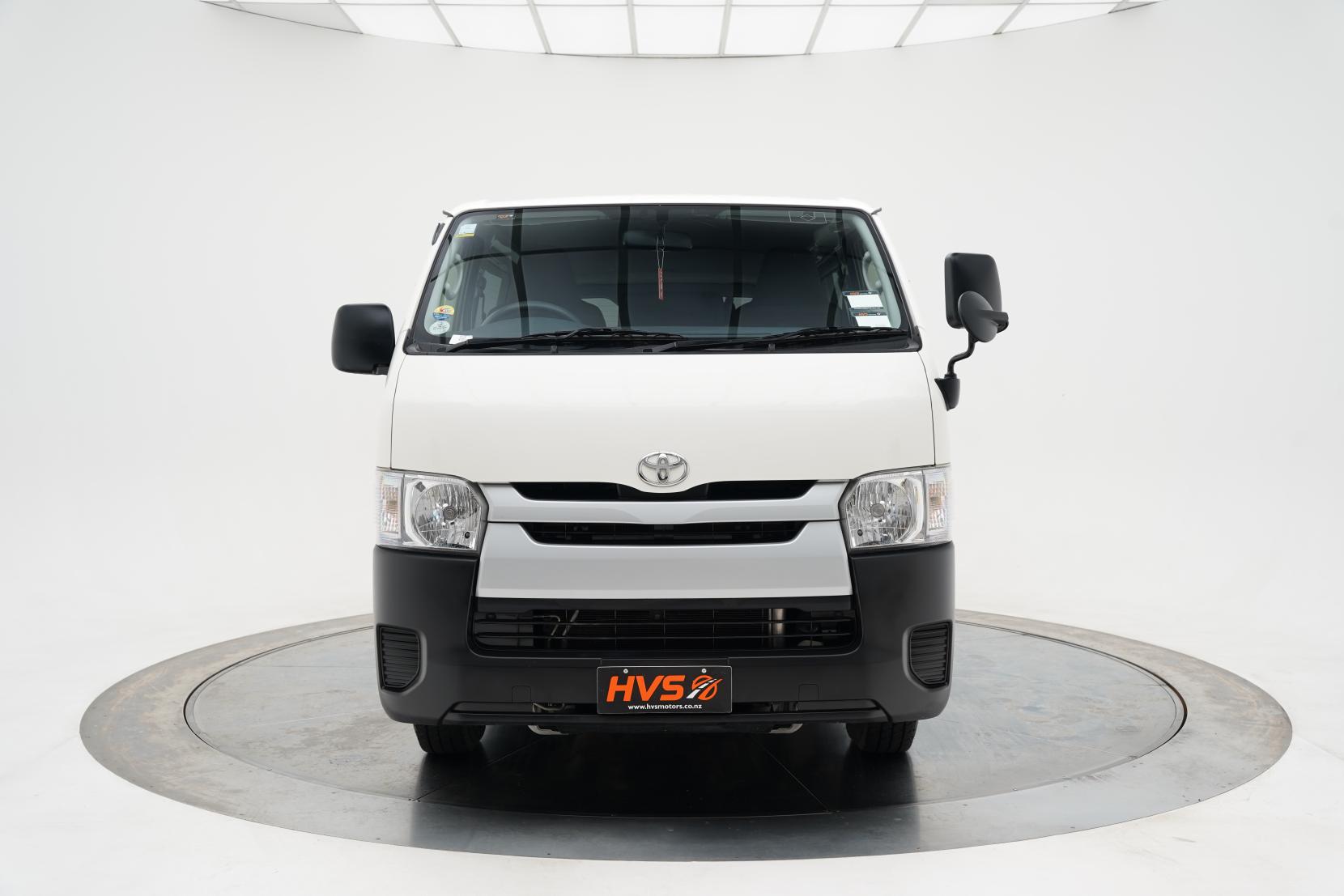 Toyota Regius 2.8 Diesel DX