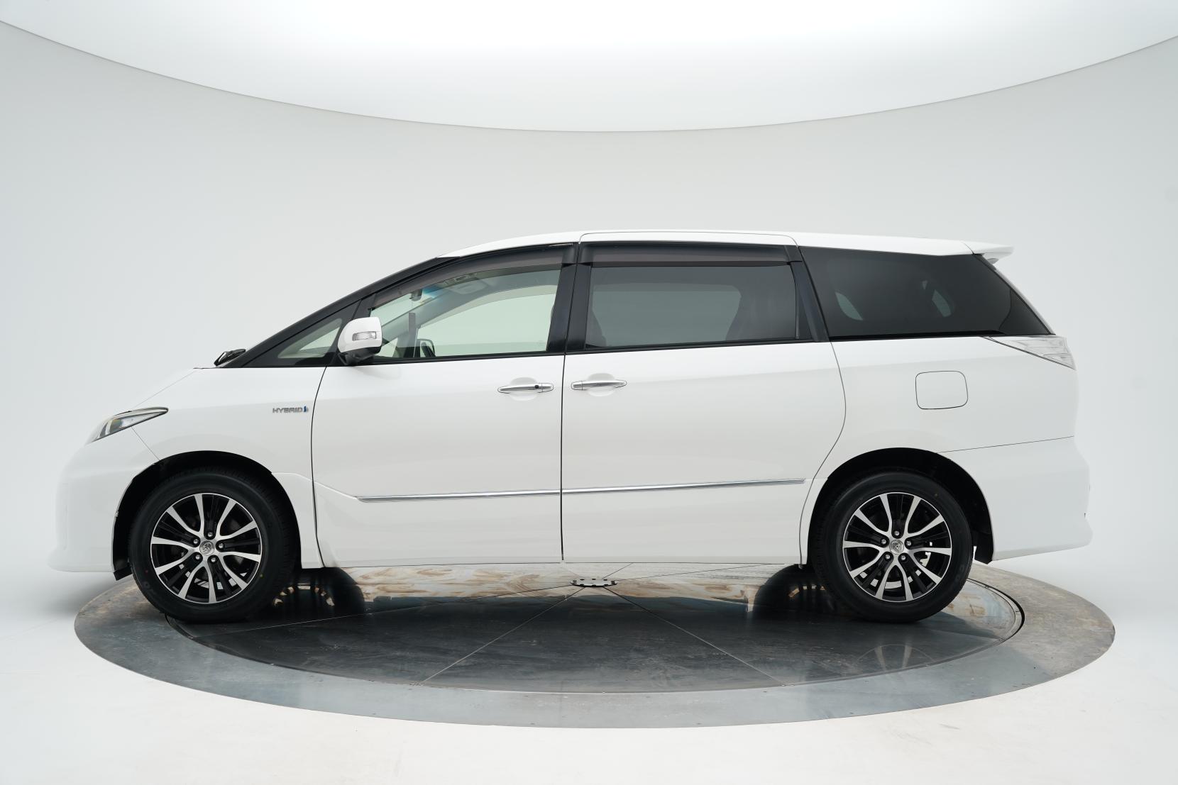 Toyota Estima 2.4 Hybrid 4wd Aeras Premium