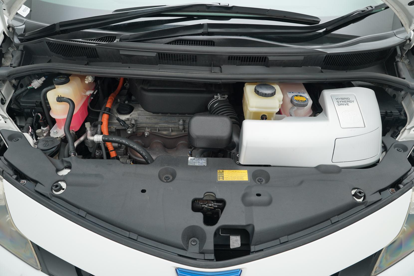 Toyota Estima 2.4 Hybrid 4wd Aeras Premium