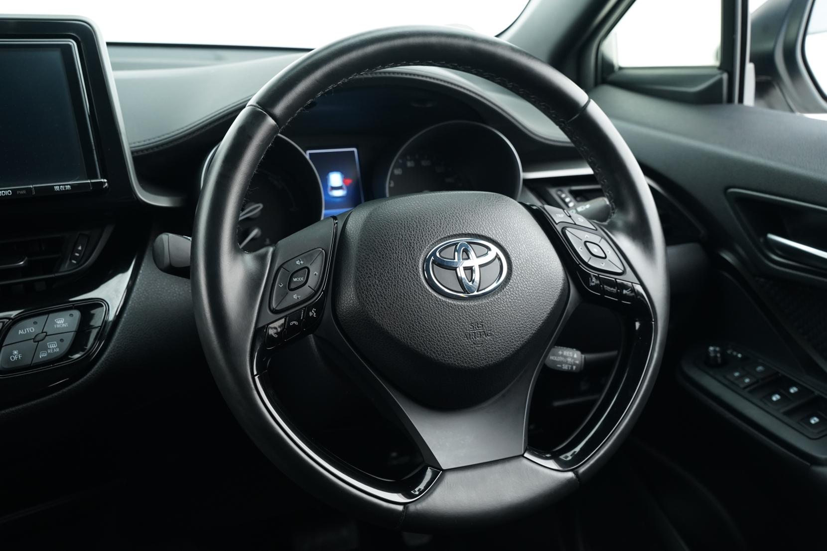 Toyota C-HR Hybrid S
