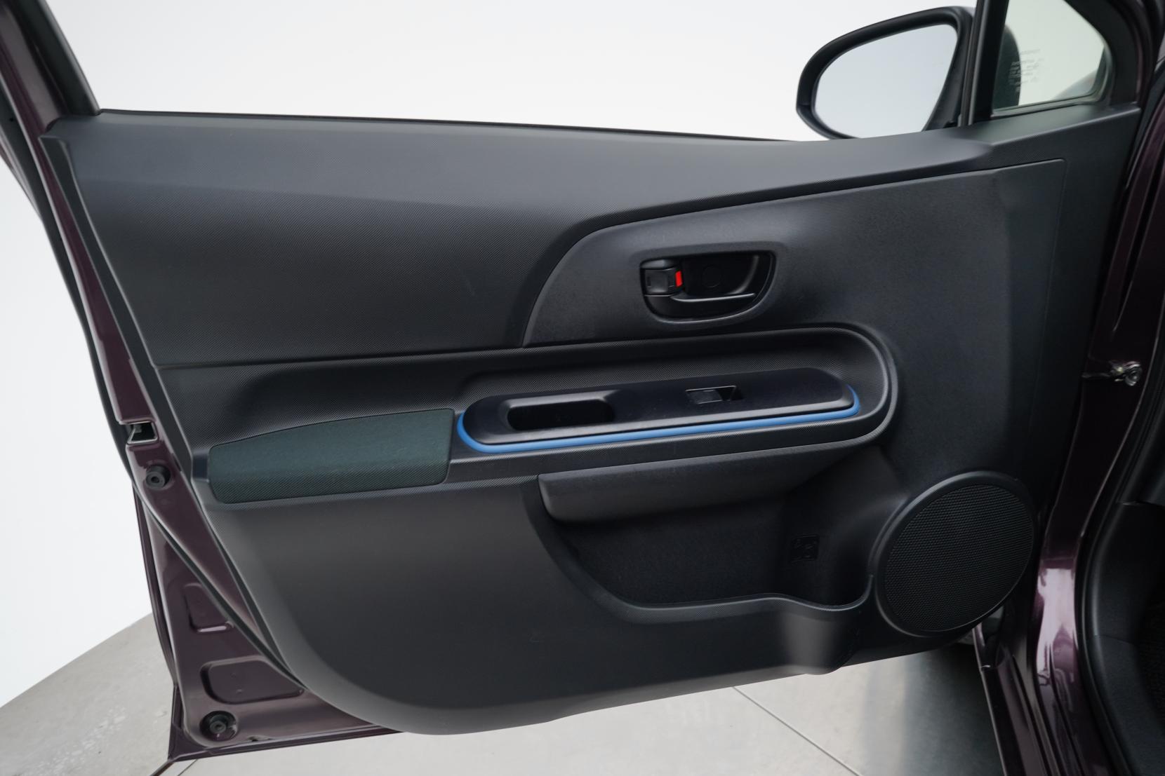 Toyota Aqua 1.5 S Push Start