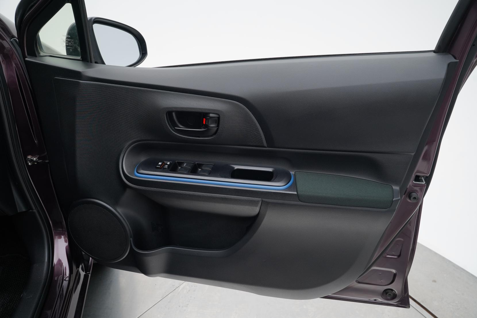 Toyota Aqua 1.5 S Push Start