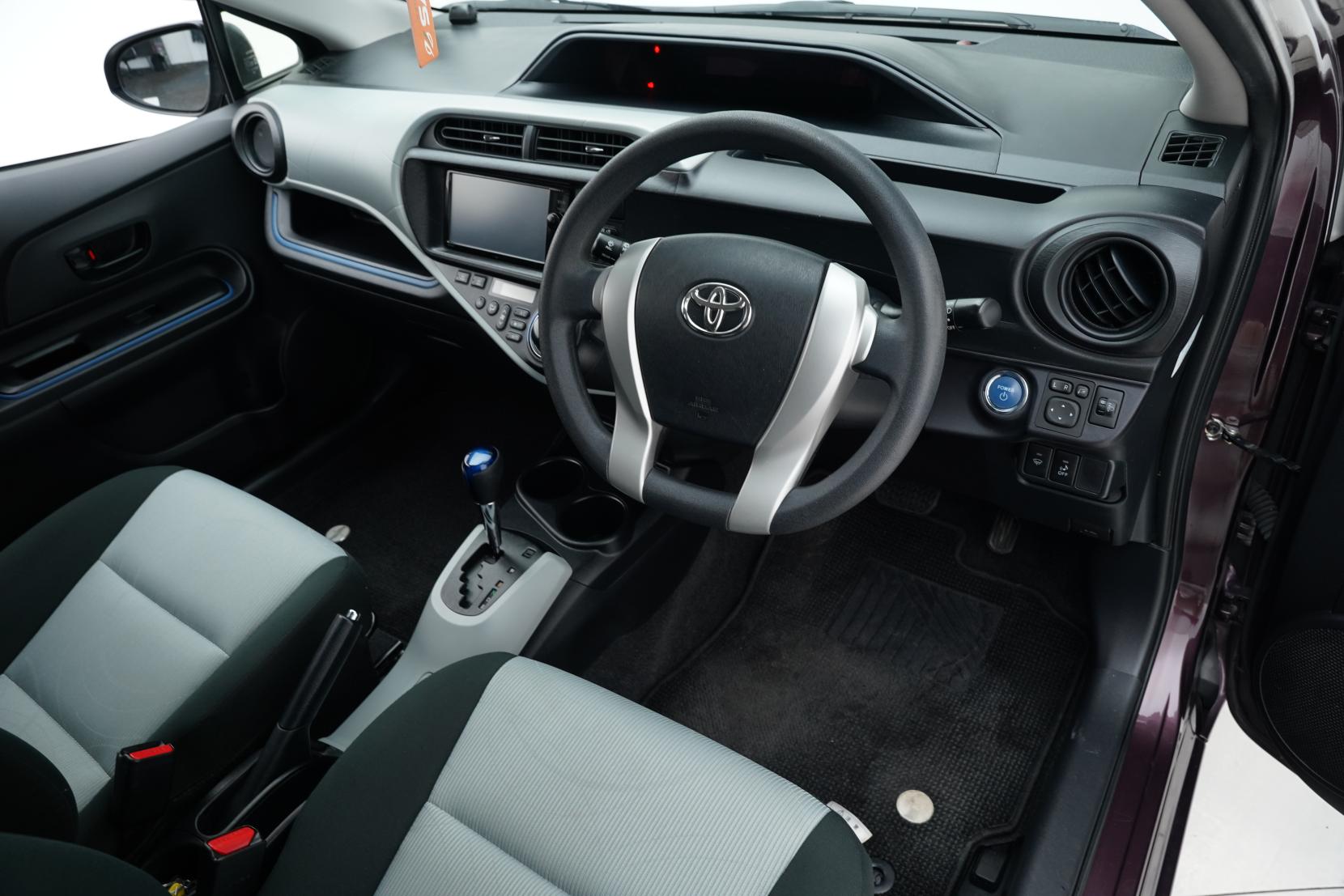 Toyota Aqua 1.5 S Push Start