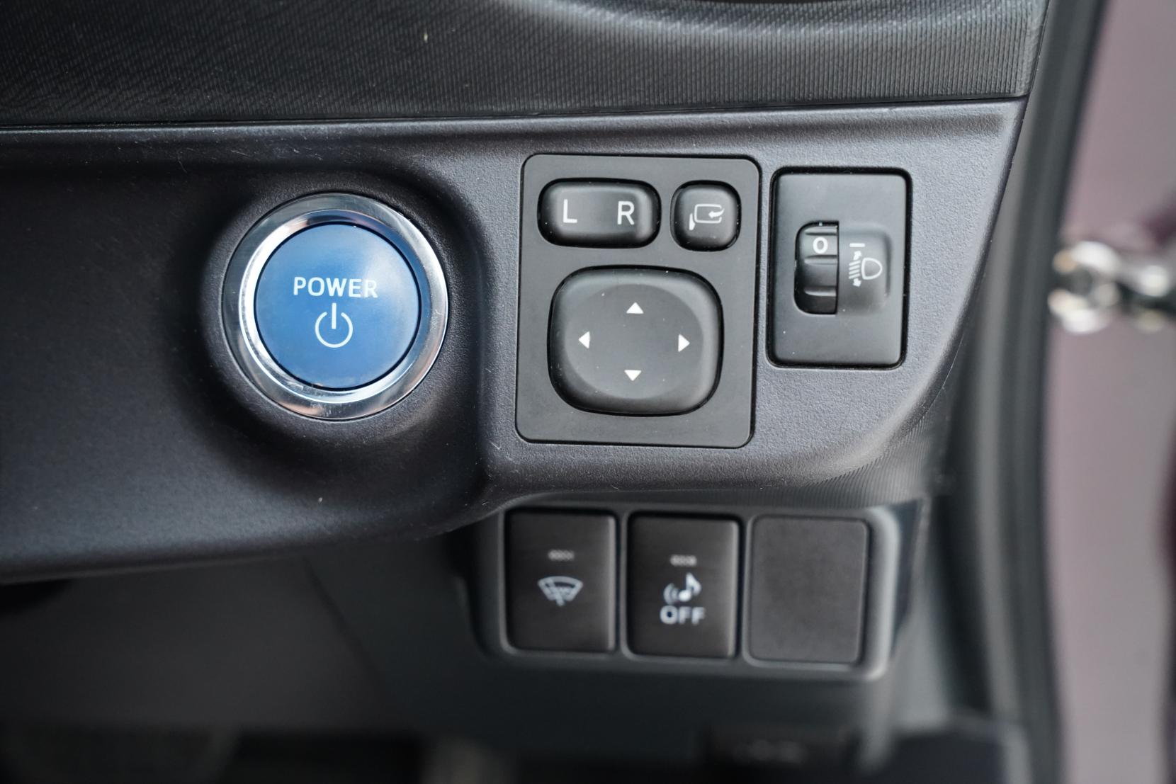Toyota Aqua 1.5 S Push Start