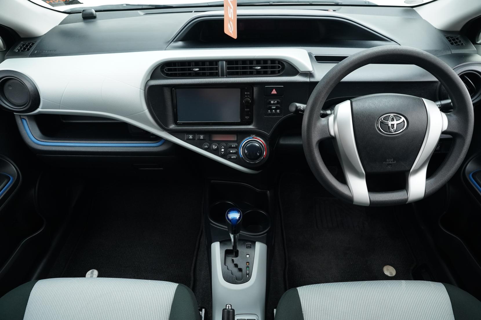 Toyota Aqua 1.5 S Push Start