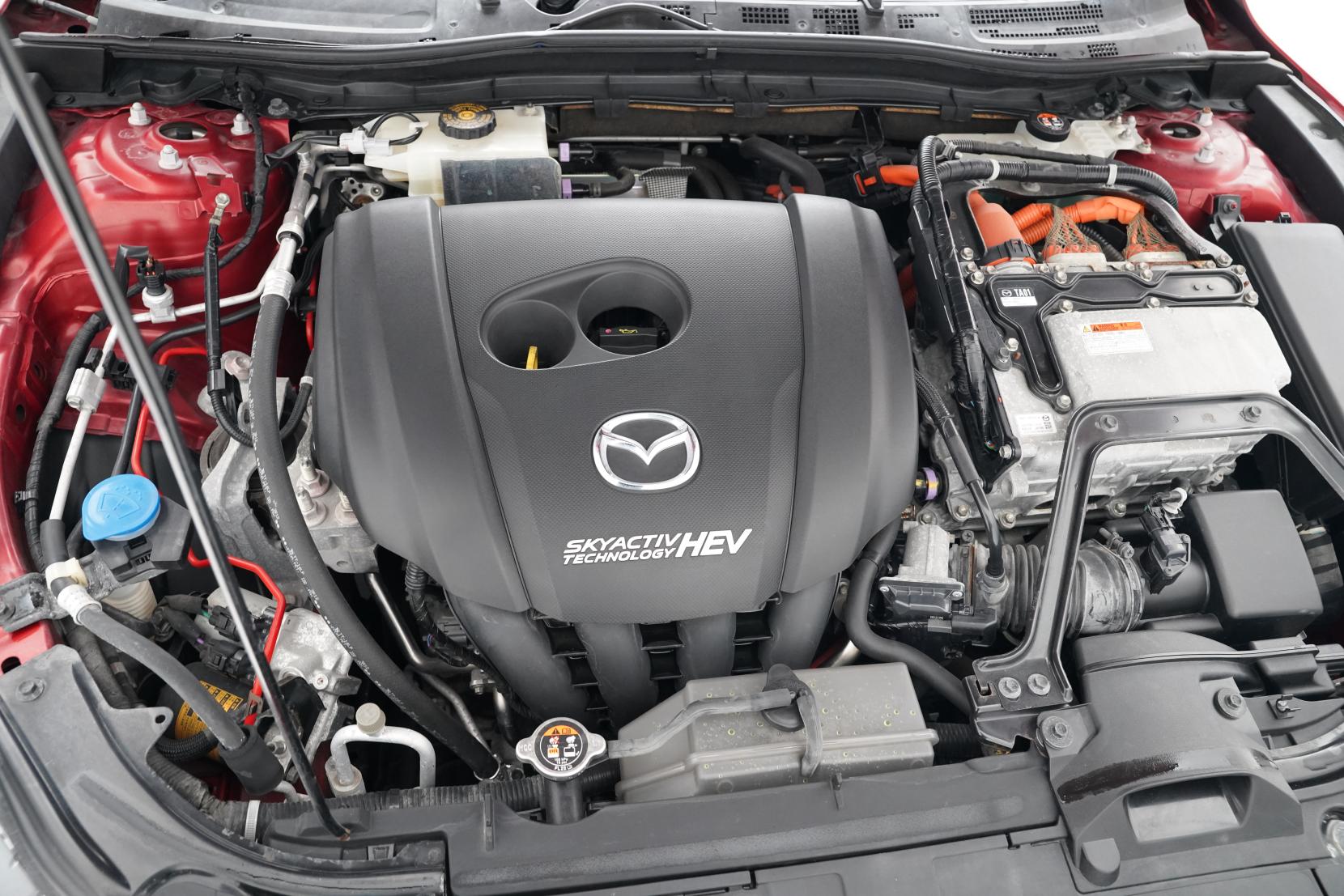 Mazda Axela 2.0 Hybrid S
