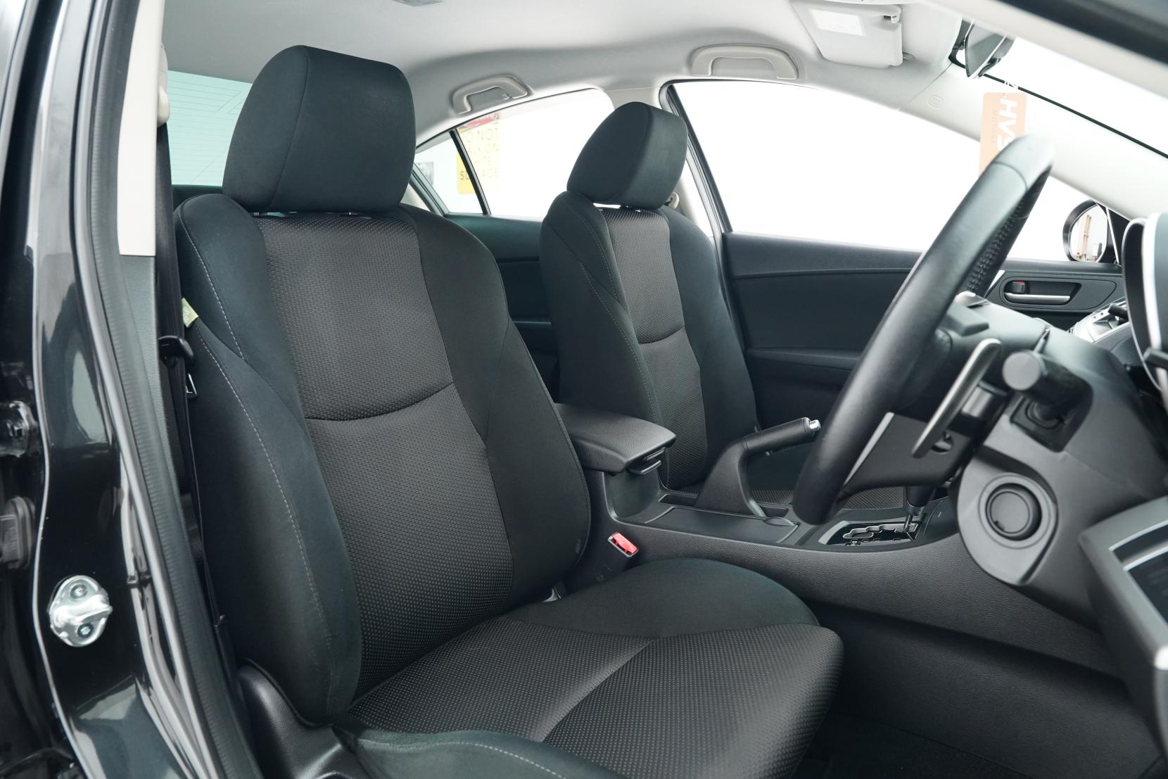 Mazda Axela 20E SKYACTIVE