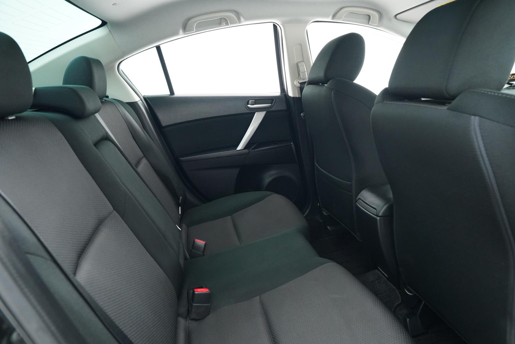 Mazda Axela 20E SKYACTIVE
