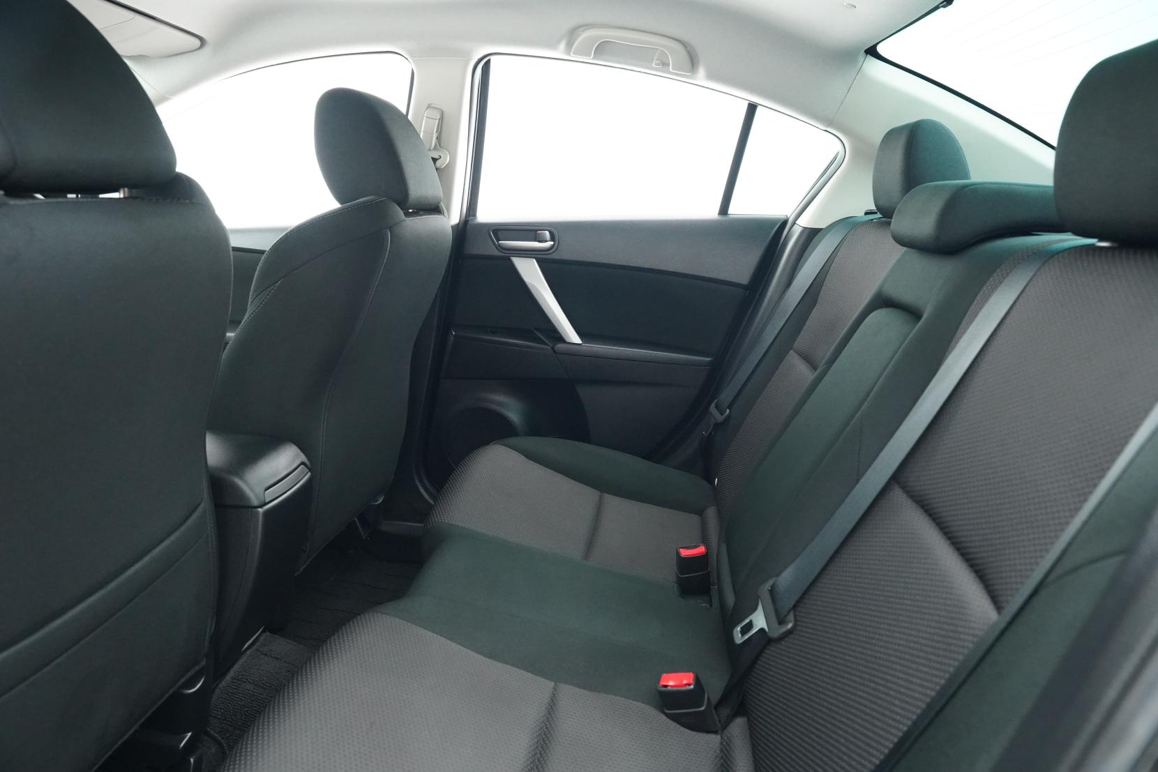 Mazda Axela 20E SKYACTIVE