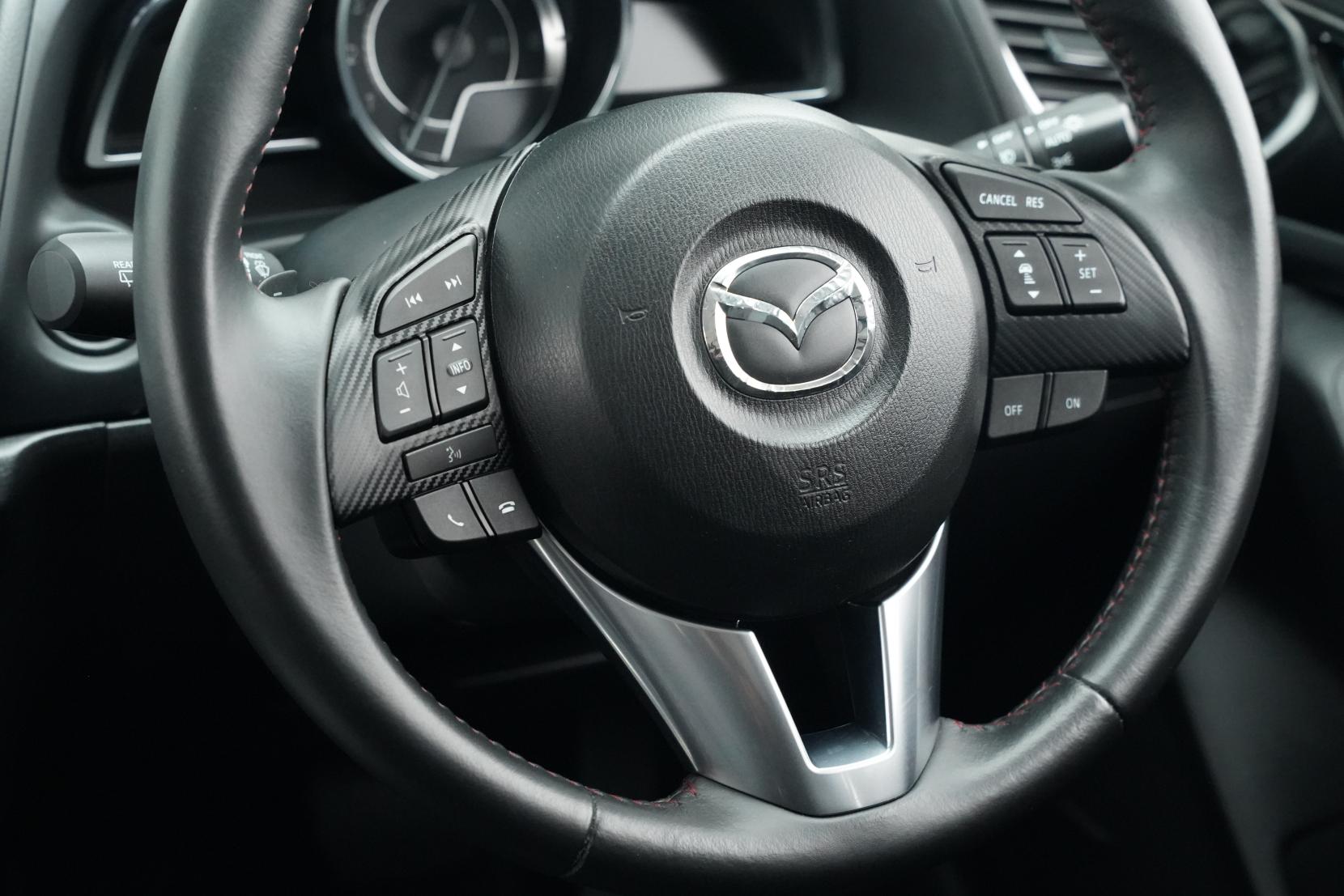 Mazda Axela 2.0 SPORT 20S TOURING