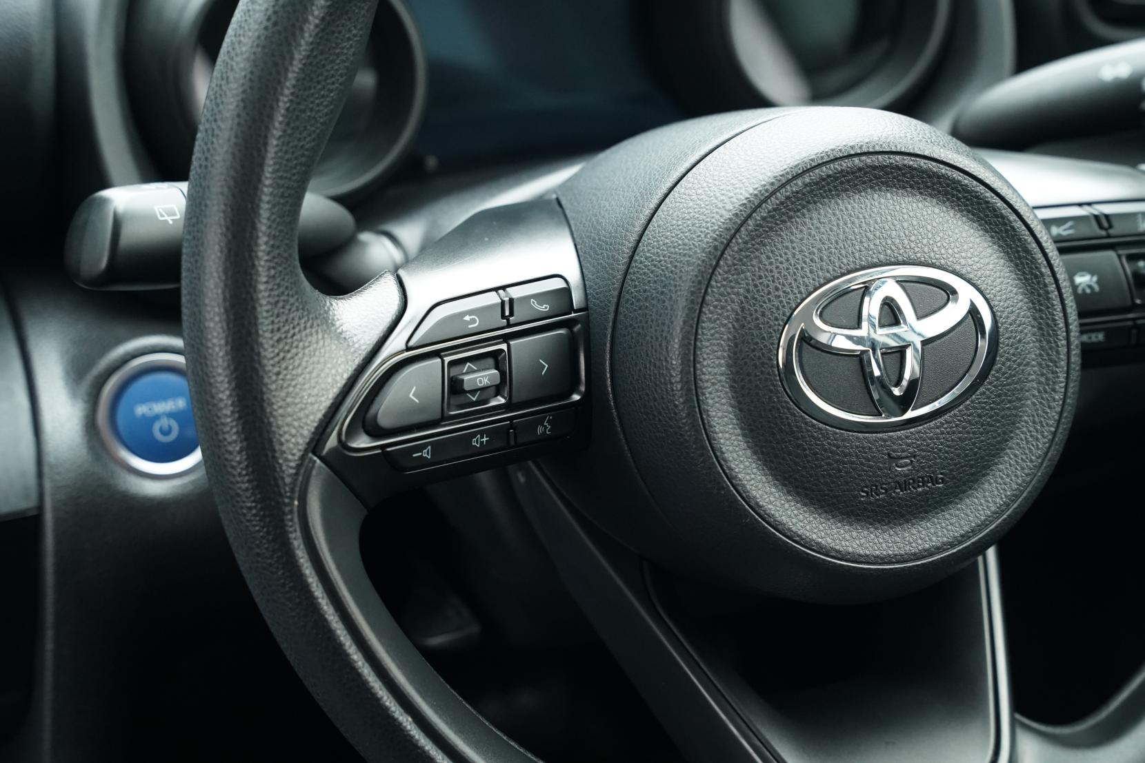 Toyota Yaris 1.5 Cross Hybrid X