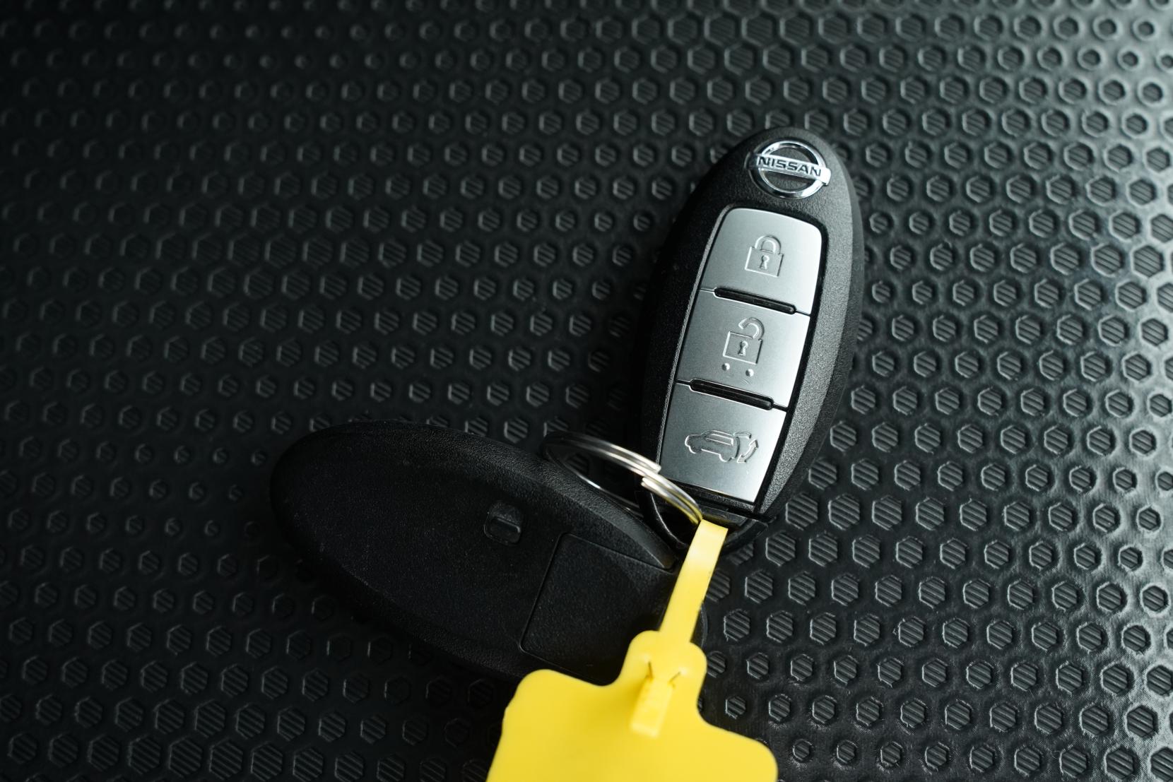 Nissan X-TRAIL 2.0 20X 2WD 5 Seater