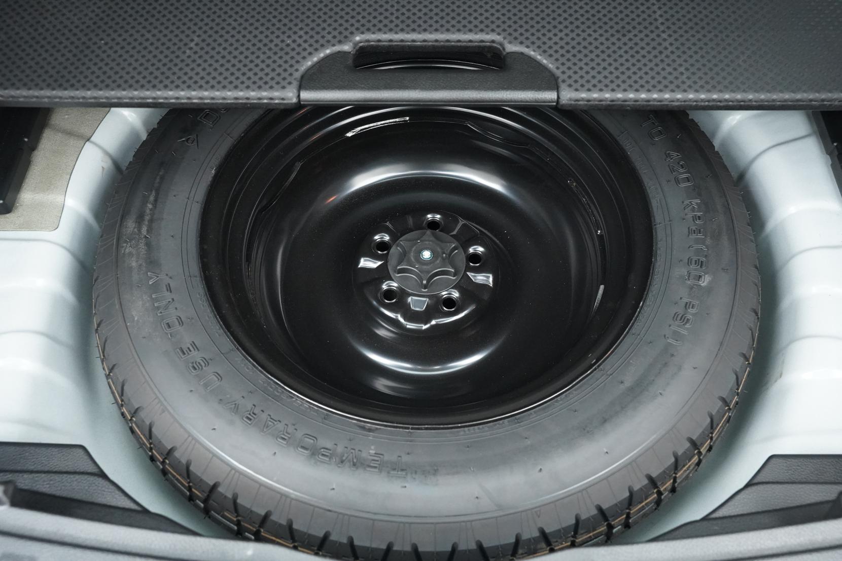 Nissan X-TRAIL 2.0 20X 2WD 5 Seater